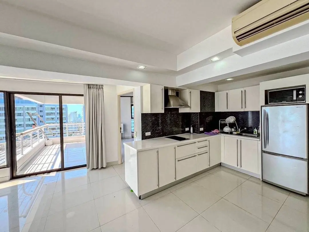 Metro Jomtien - Foreign Name - Corner Unit - 3 Bedroom - Sea View