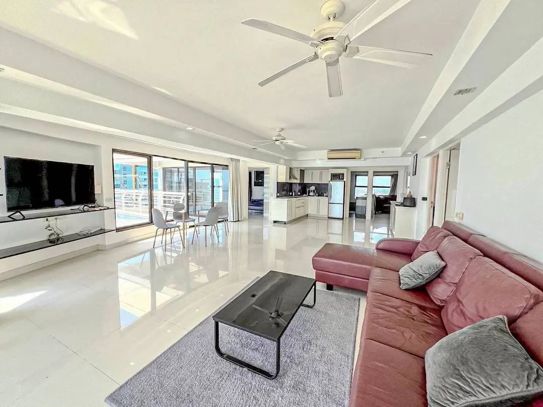 Metro Jomtien - Foreign Name - Corner Unit - 3 Bedroom - Sea View