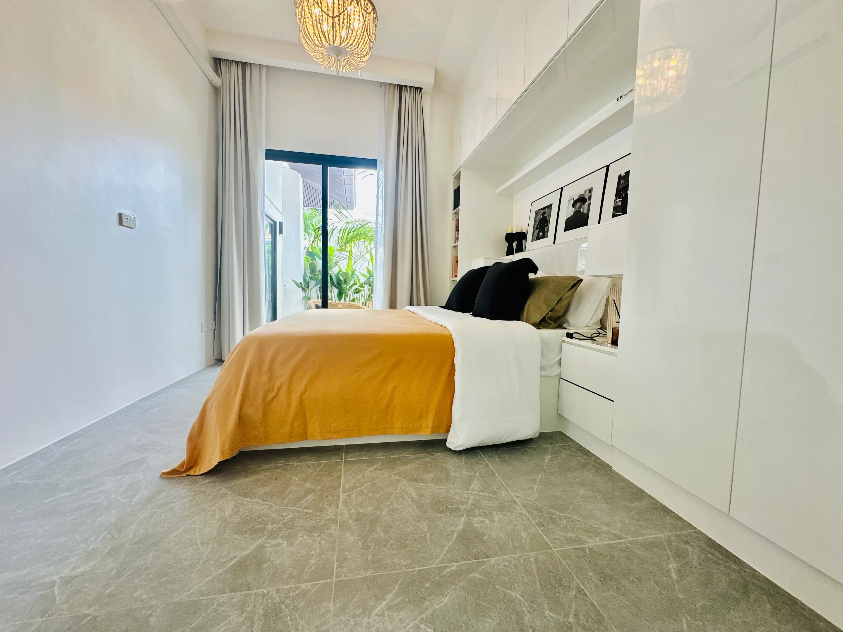 Luxury Pool Villa - East Pattaya - 5 Bedroom - Srisuk Village - Pattaya