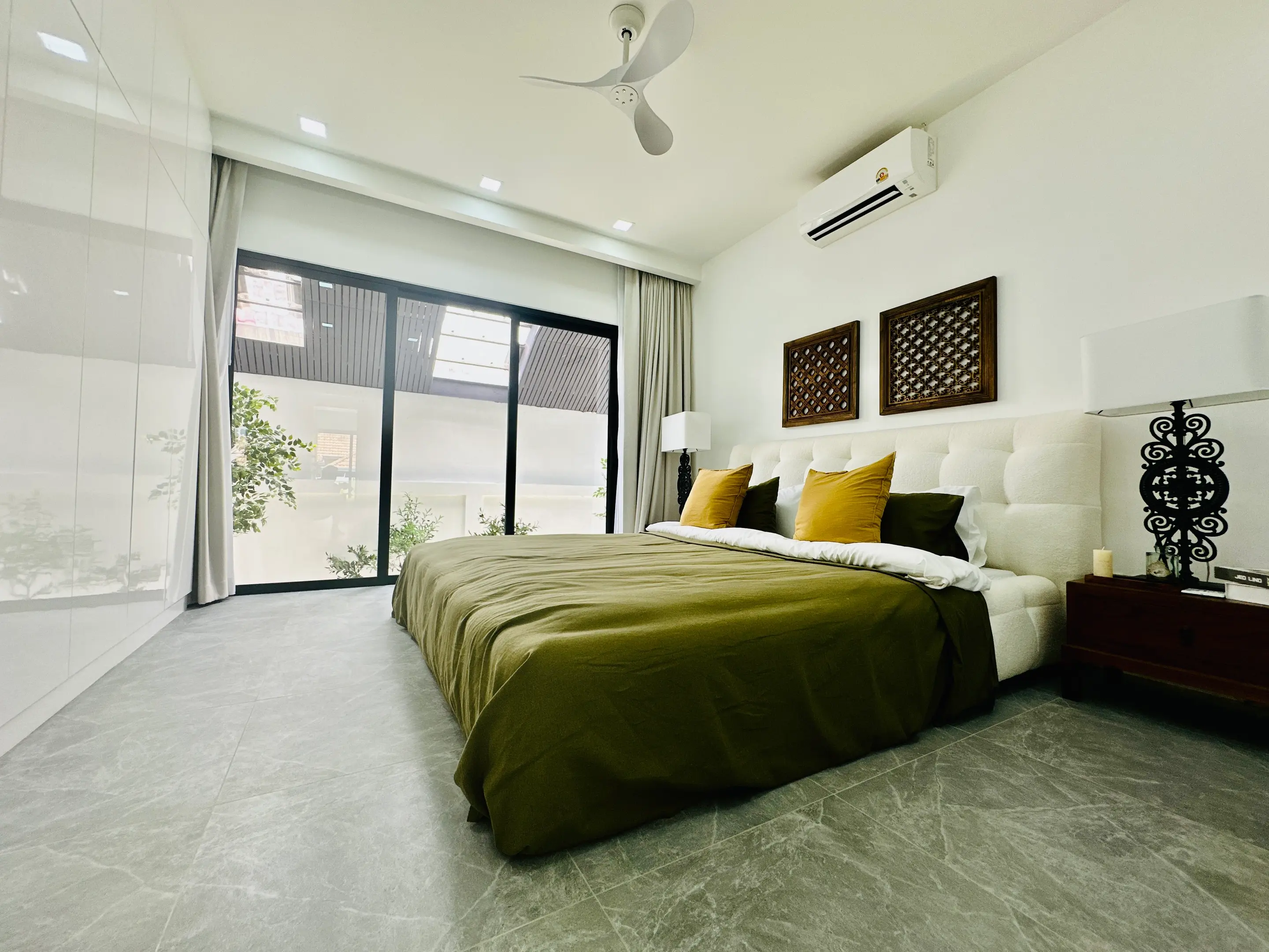 Luxury Pool Villa - East Pattaya - 5 Bedroom - Srisuk Village - Pattaya