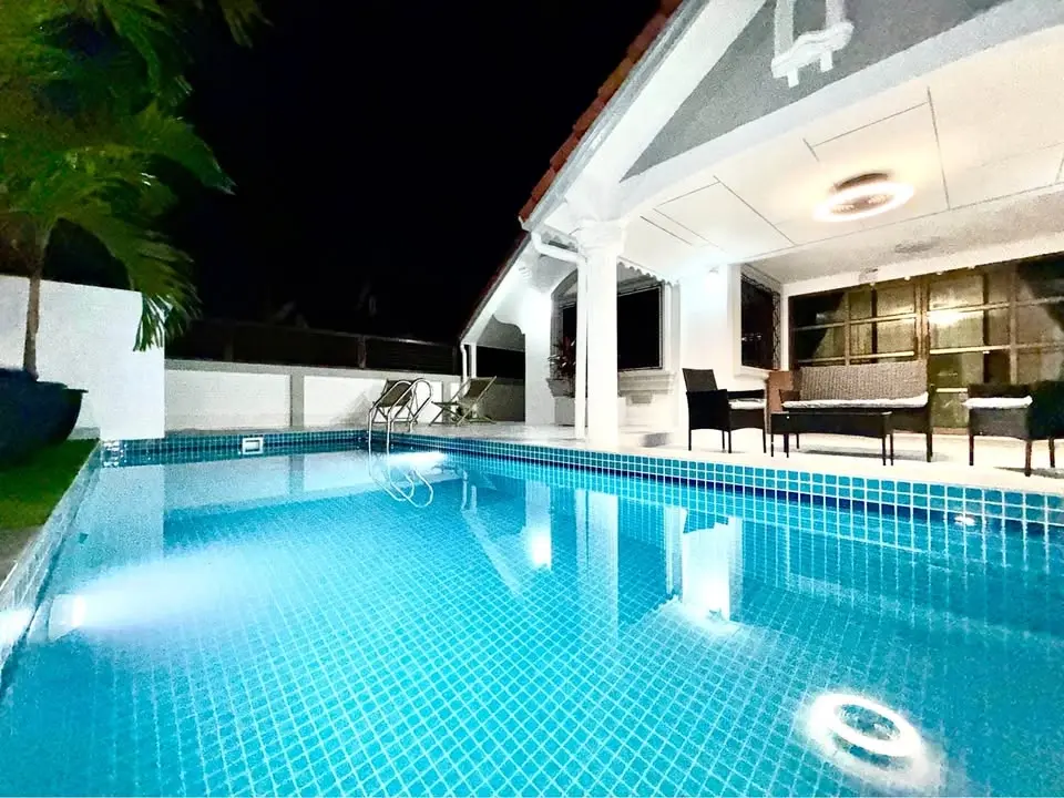 Modern Style Pool Villa - East Pattaya - 4 Bedroom