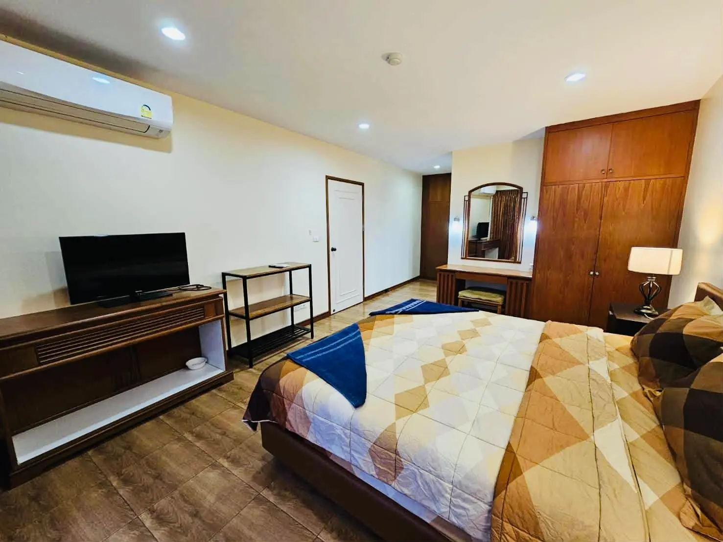 Payoon Garden Cliff - Ban Chang - Large 2 Bedroom - Sea View