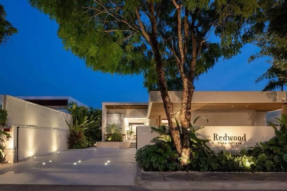 Luxury Pool Villa - Mövenpick Na Jomtien - 3 Bedroom - 4 Bathrooms