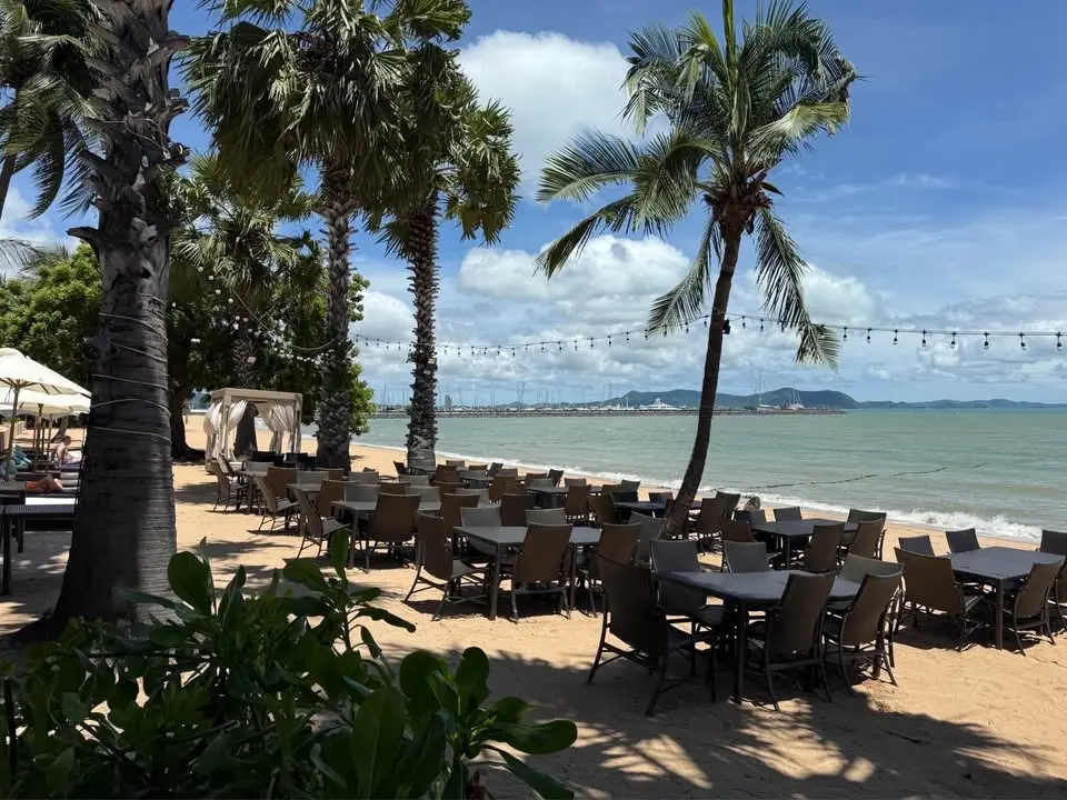 Luxury Pool Villa - Mövenpick Na Jomtien - 3 Bedroom - 4 Bathrooms
