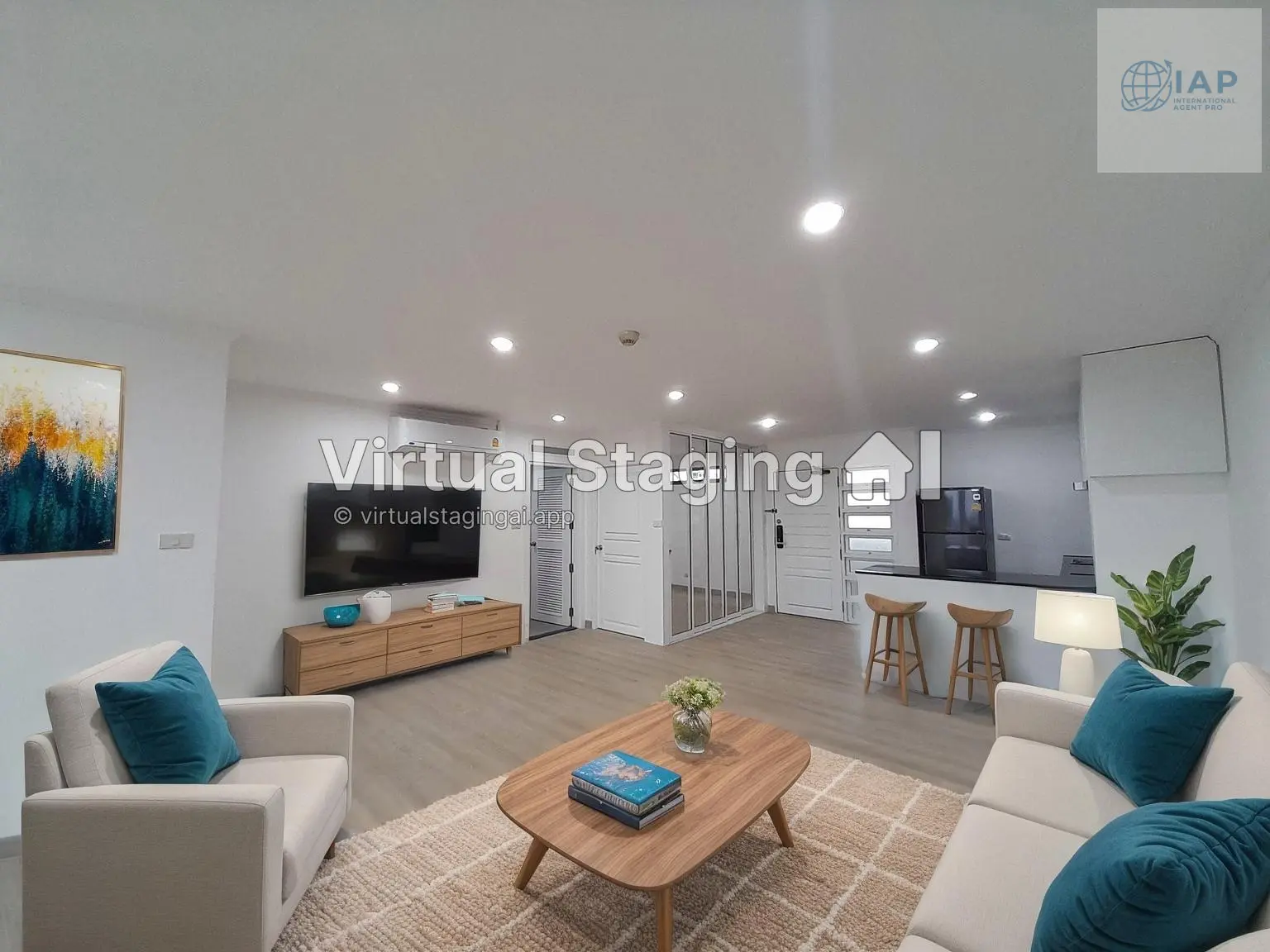 Light, Modern 2-Bed Condo with Smart Storage and Outdoor Pool on Sukhumvit 39