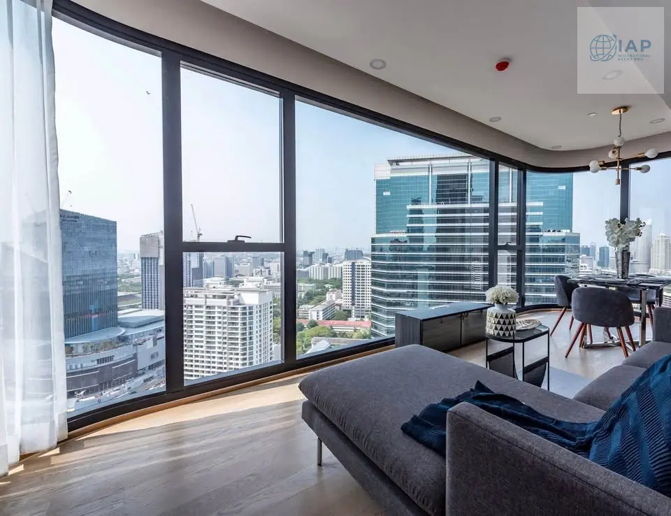 Two-Bedroom Condo on 37th Floor with Panoramic City Views in Bang Rak