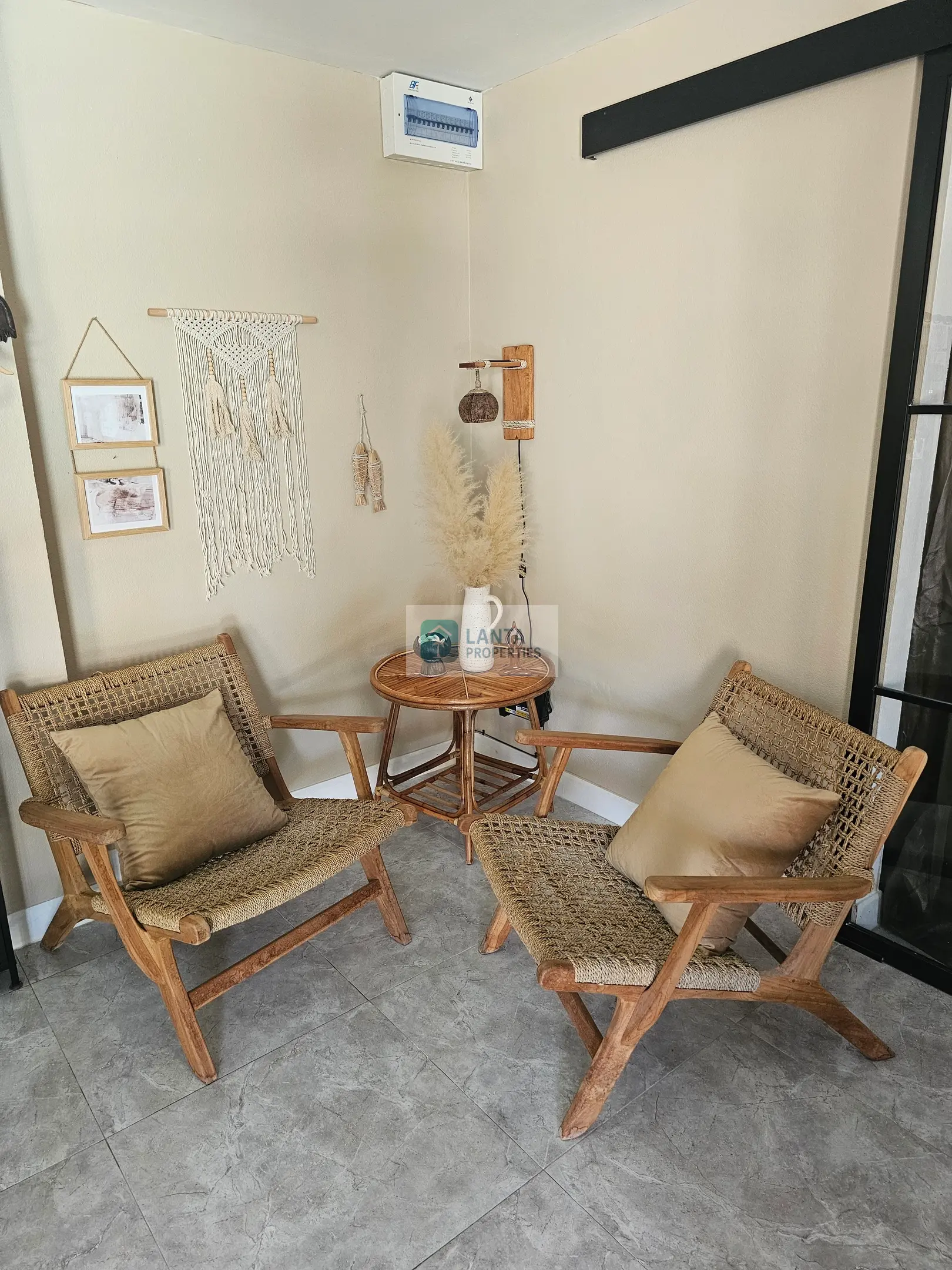 Charming 3-Bedroom House with Pool and Sea View in Koh Lanta