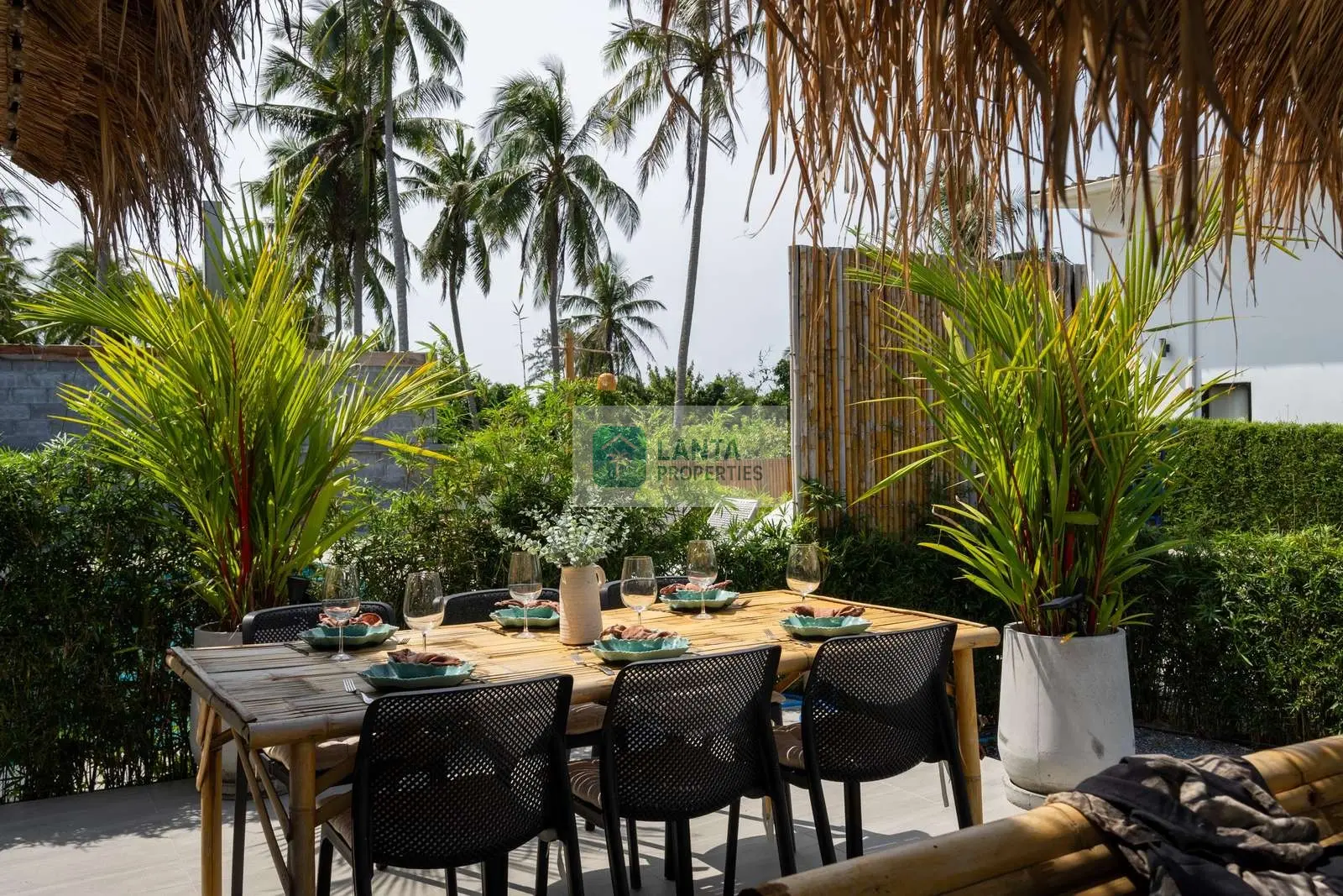 Charming 3-Bedroom House with Pool and Sea View in Koh Lanta