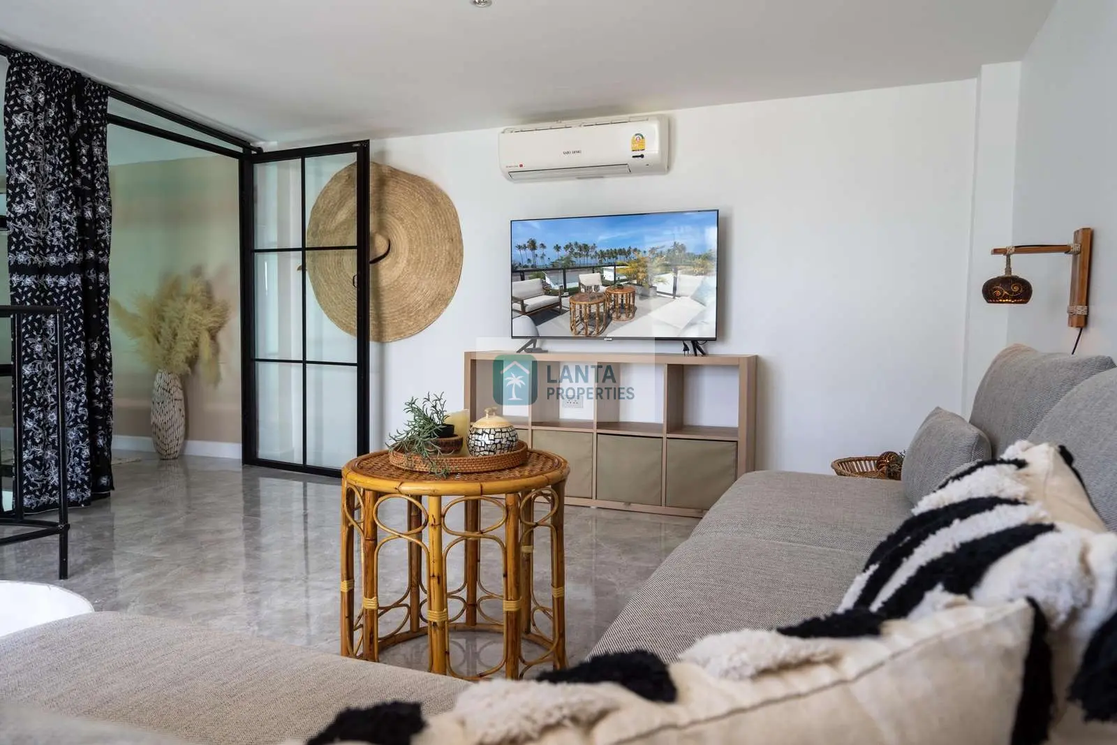 Charming 3-Bedroom House with Pool and Sea View in Koh Lanta