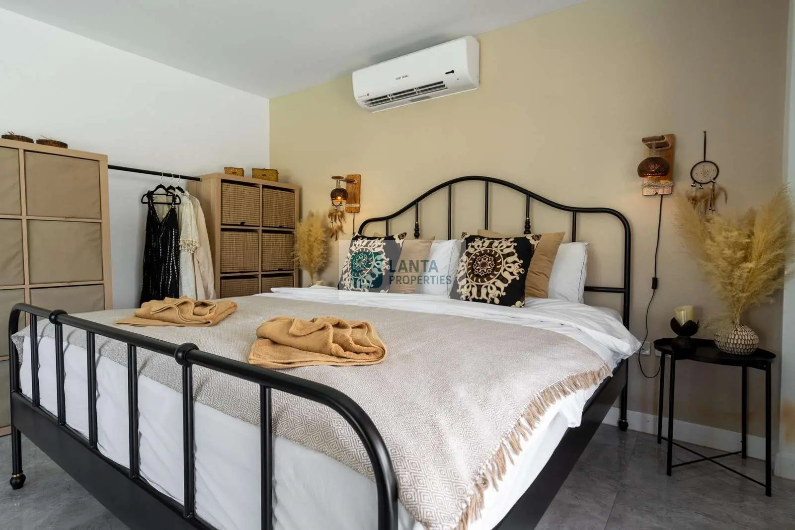 Charming 3-Bedroom House with Pool and Sea View in Koh Lanta