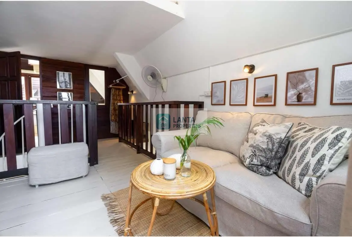 Beachfront Villa in Slowdown Resort 