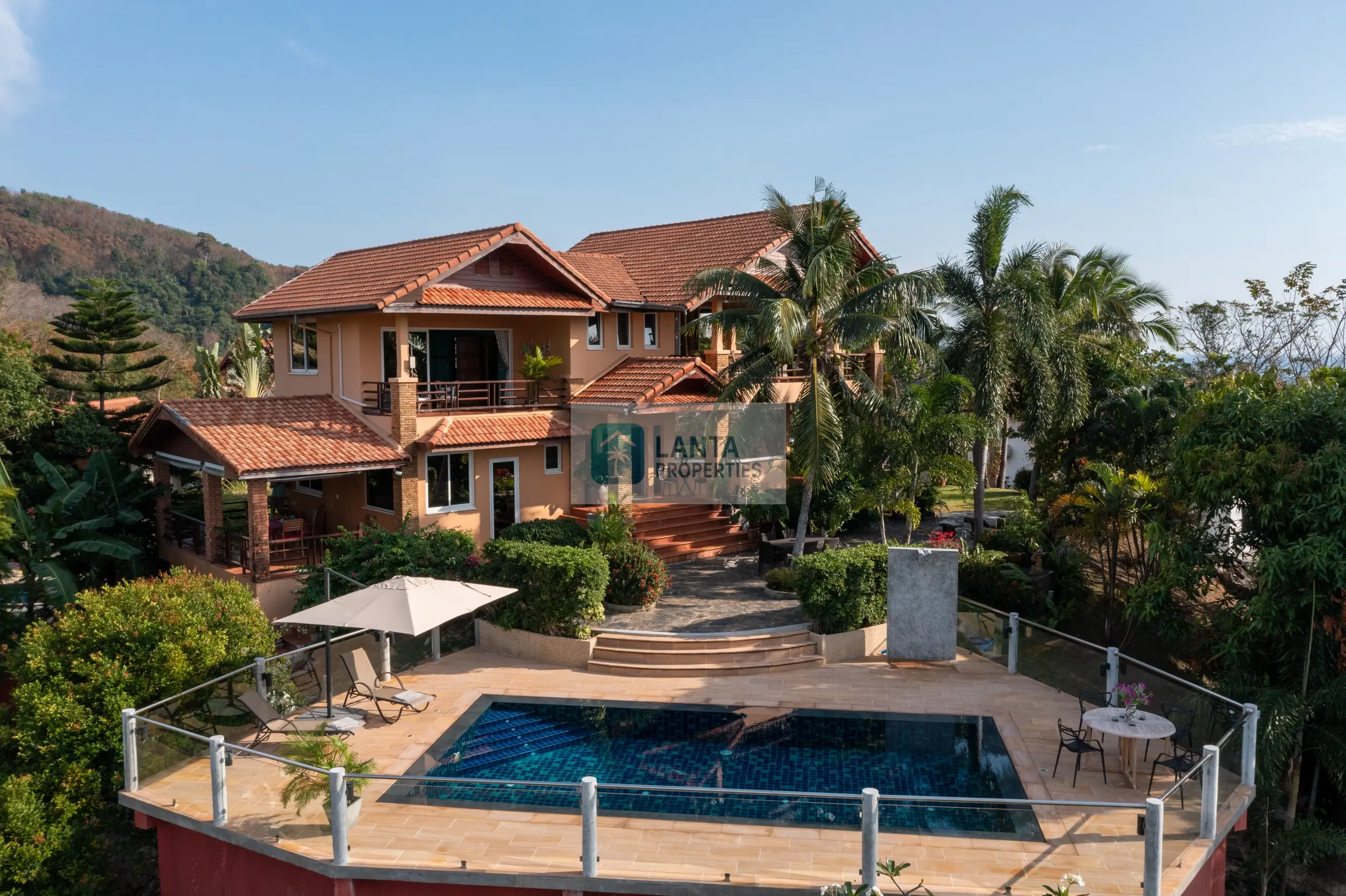 Unique Sea View Villa in Kirikhan – Koh Lanta