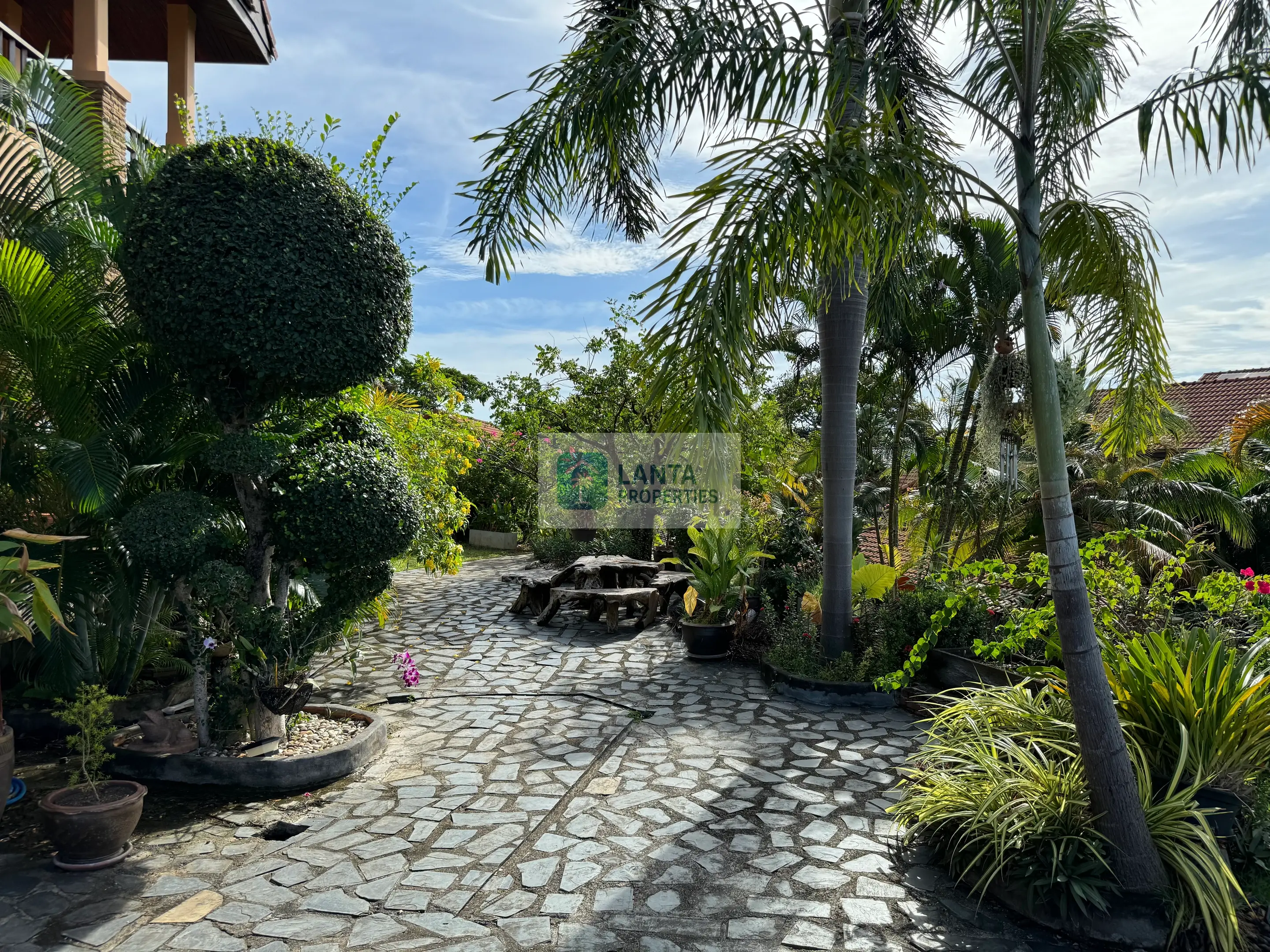 Unique Sea View Villa in Kirikhan – Koh Lanta