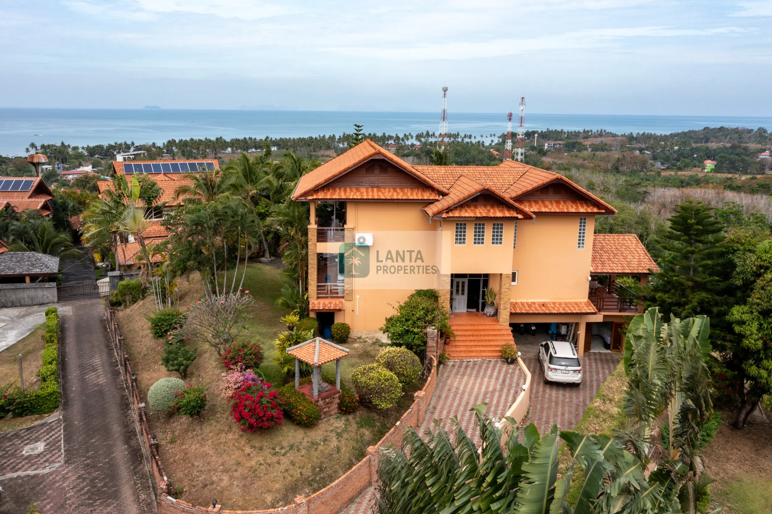 Unique Sea View Villa in Kirikhan – Koh Lanta