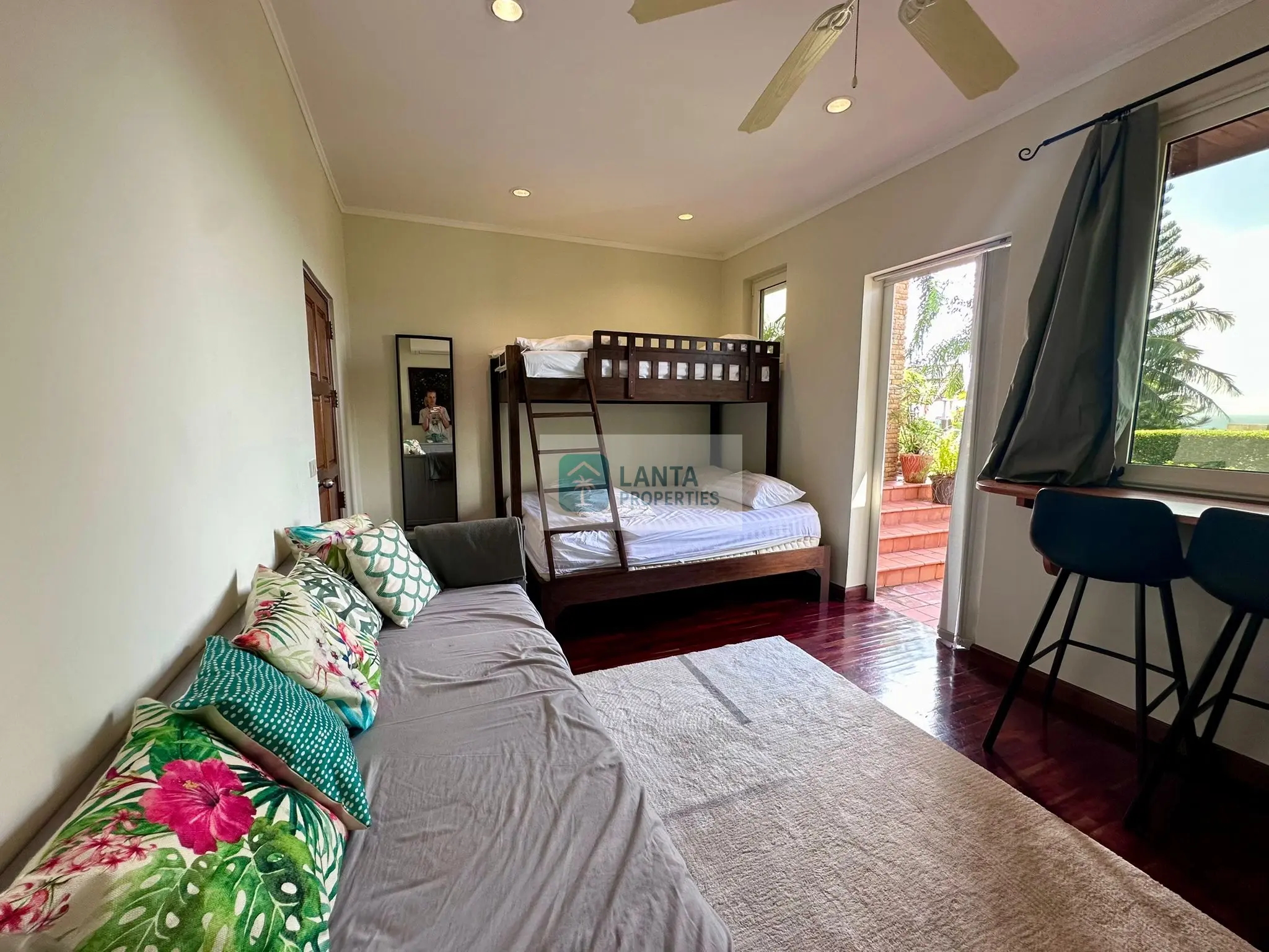 Unique Sea View Villa in Kirikhan – Koh Lanta