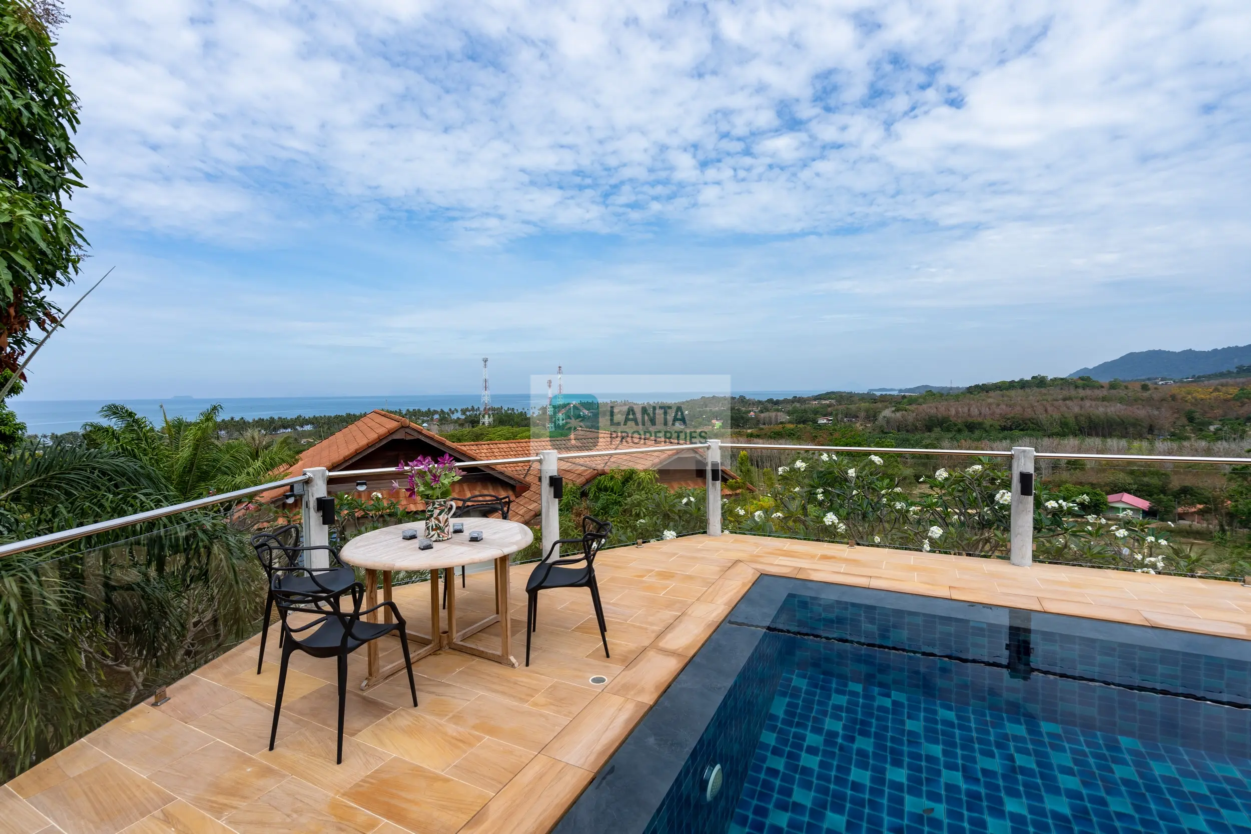 Unique Sea View Villa in Kirikhan – Koh Lanta