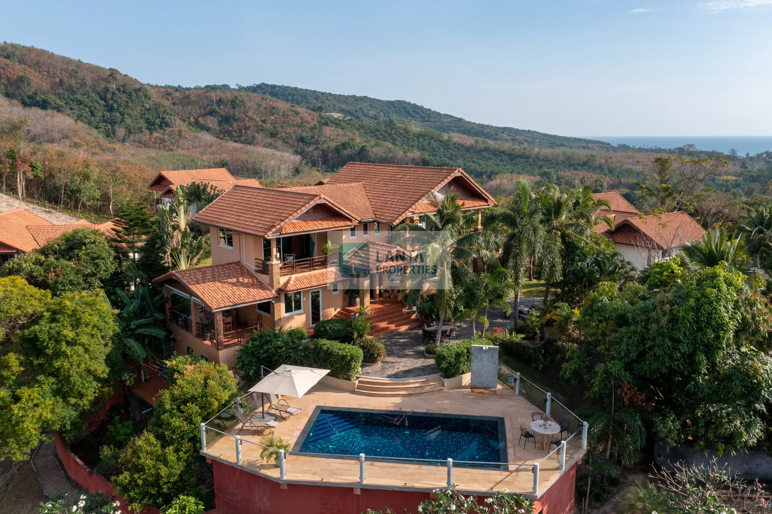 Unique Sea View Villa in Kirikhan – Koh Lanta