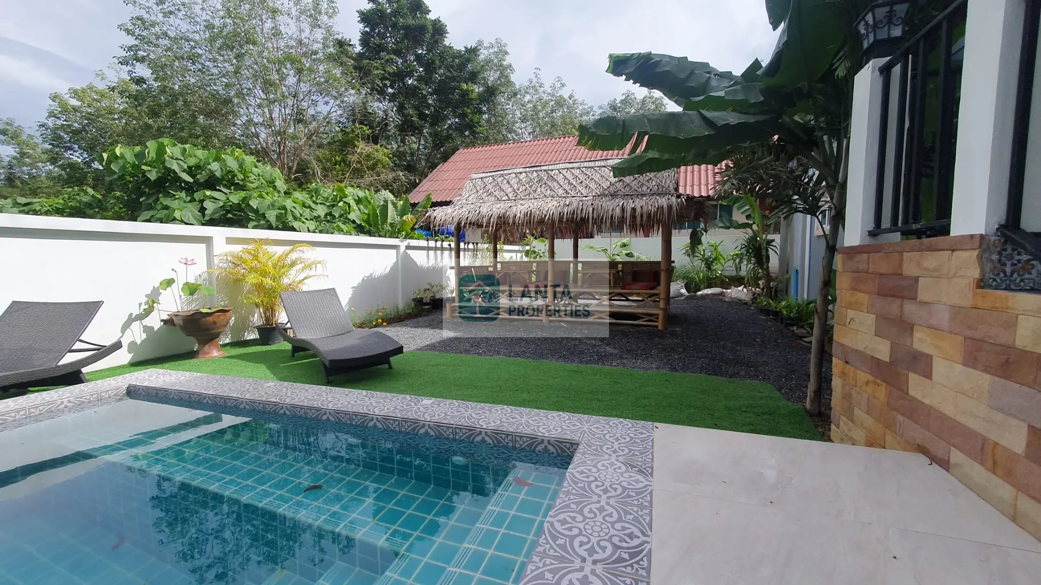 A unique coastal retreat and investment opportunity on Koh Lanta