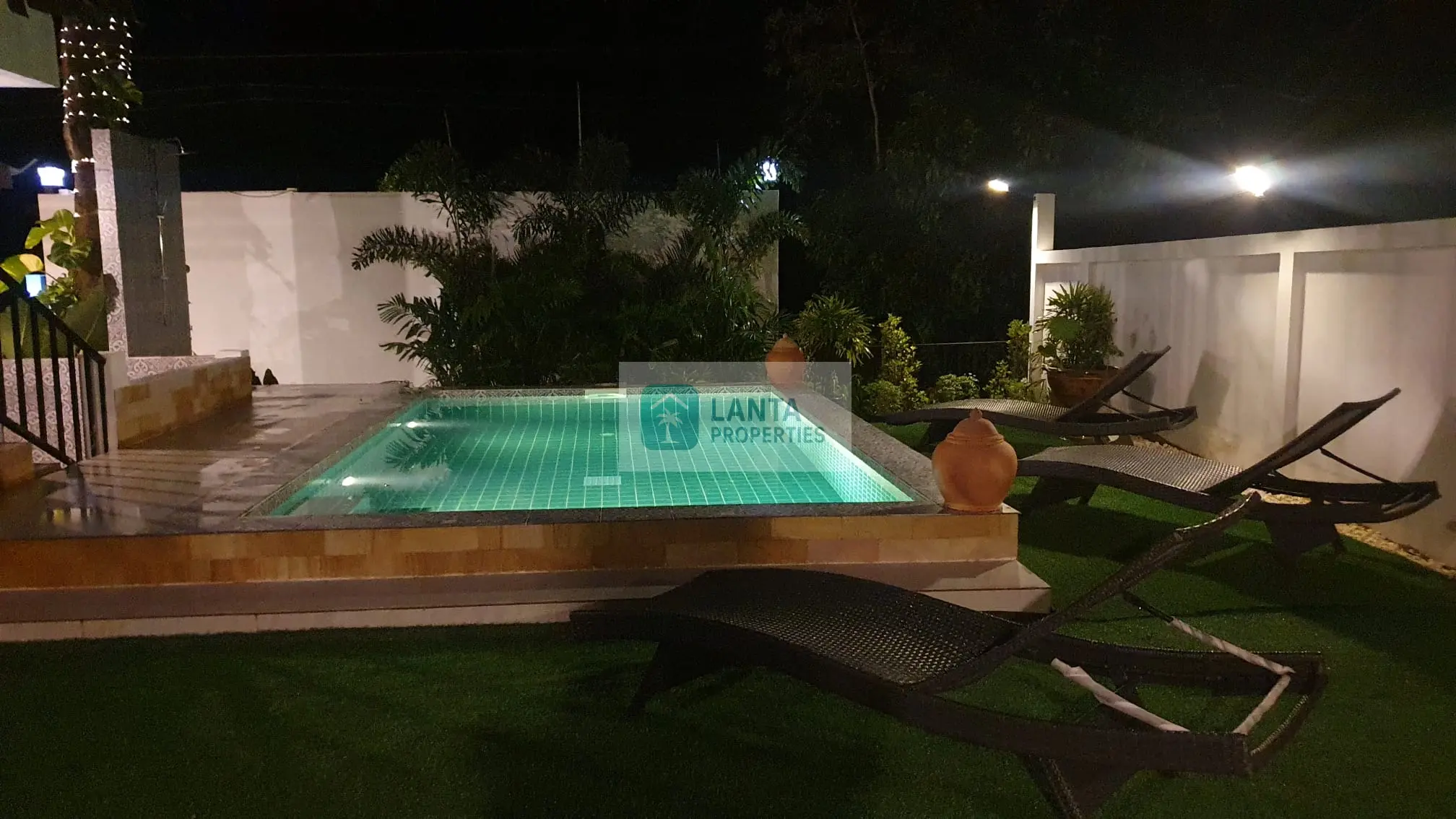 A unique coastal retreat and investment opportunity on Koh Lanta