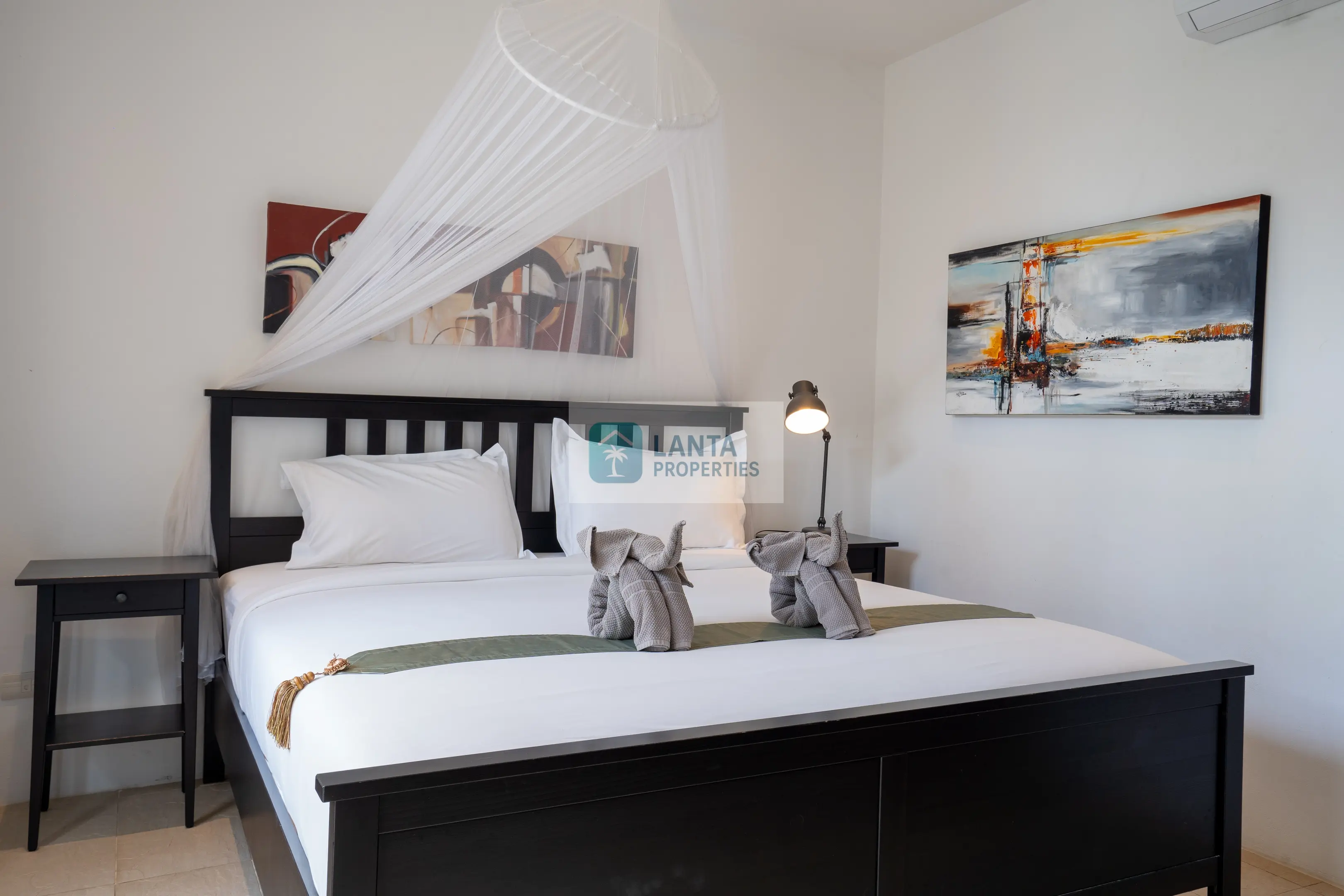 Townhouse with Pool Access and Sea Glimpse, Sai Naam Koh Lanta