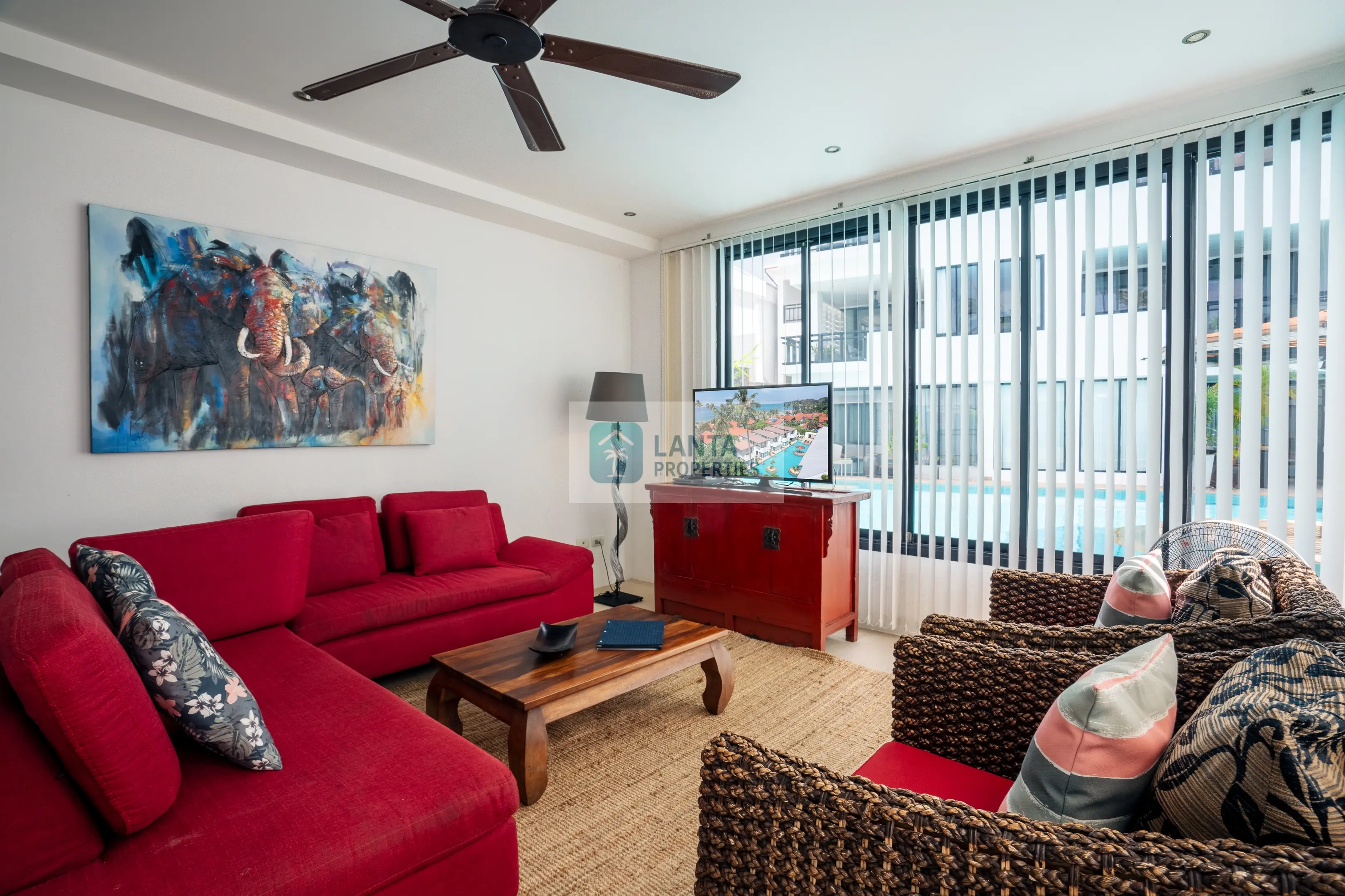 Townhouse with Pool Access and Sea Glimpse, Sai Naam Koh Lanta