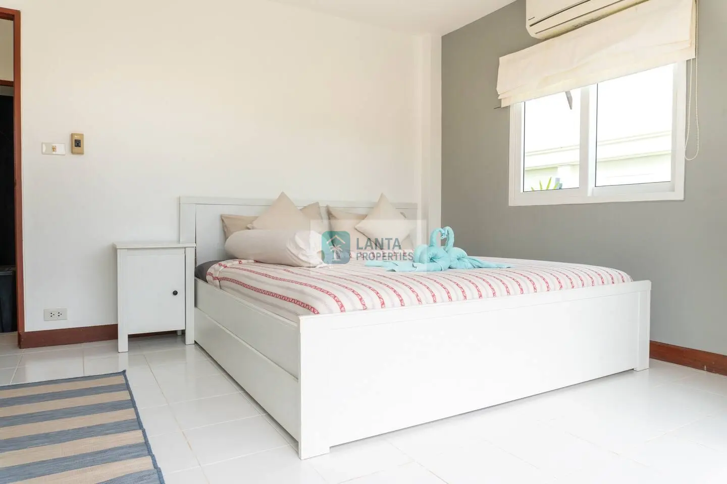 🏝️ Villa for Sale in Koh Lanta – 3-Bedroom Pool Villa with Sea View 🌅