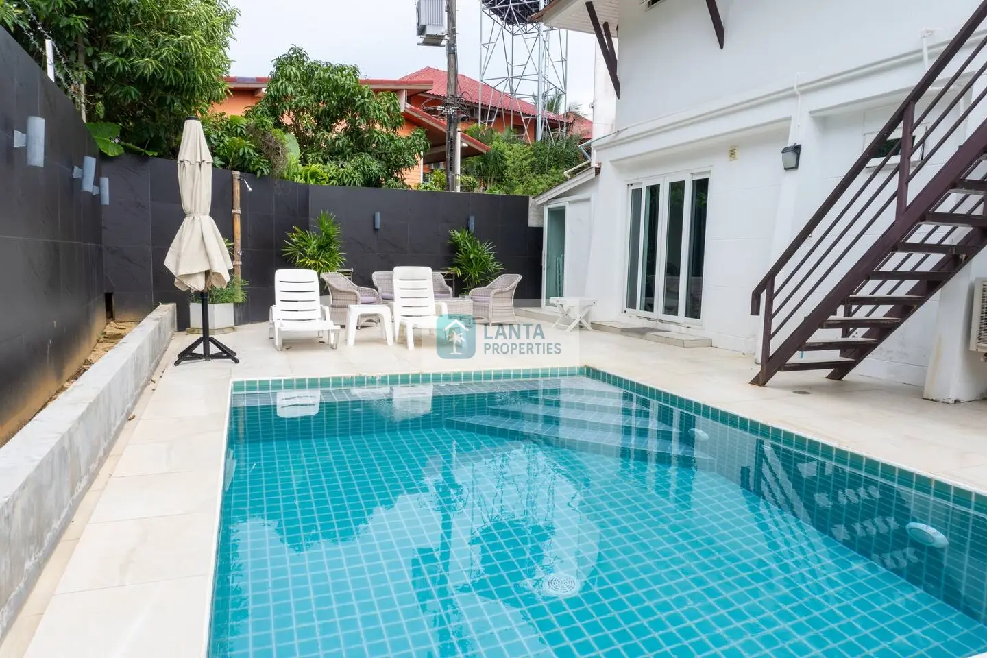 🏝️ Villa for Sale in Koh Lanta – 3-Bedroom Pool Villa with Sea View 🌅