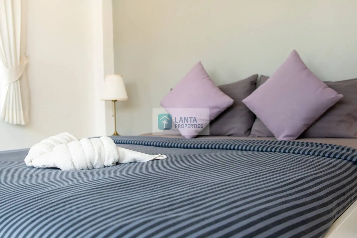 🏝️ Villa for Sale in Koh Lanta – 3-Bedroom Pool Villa with Sea View 🌅