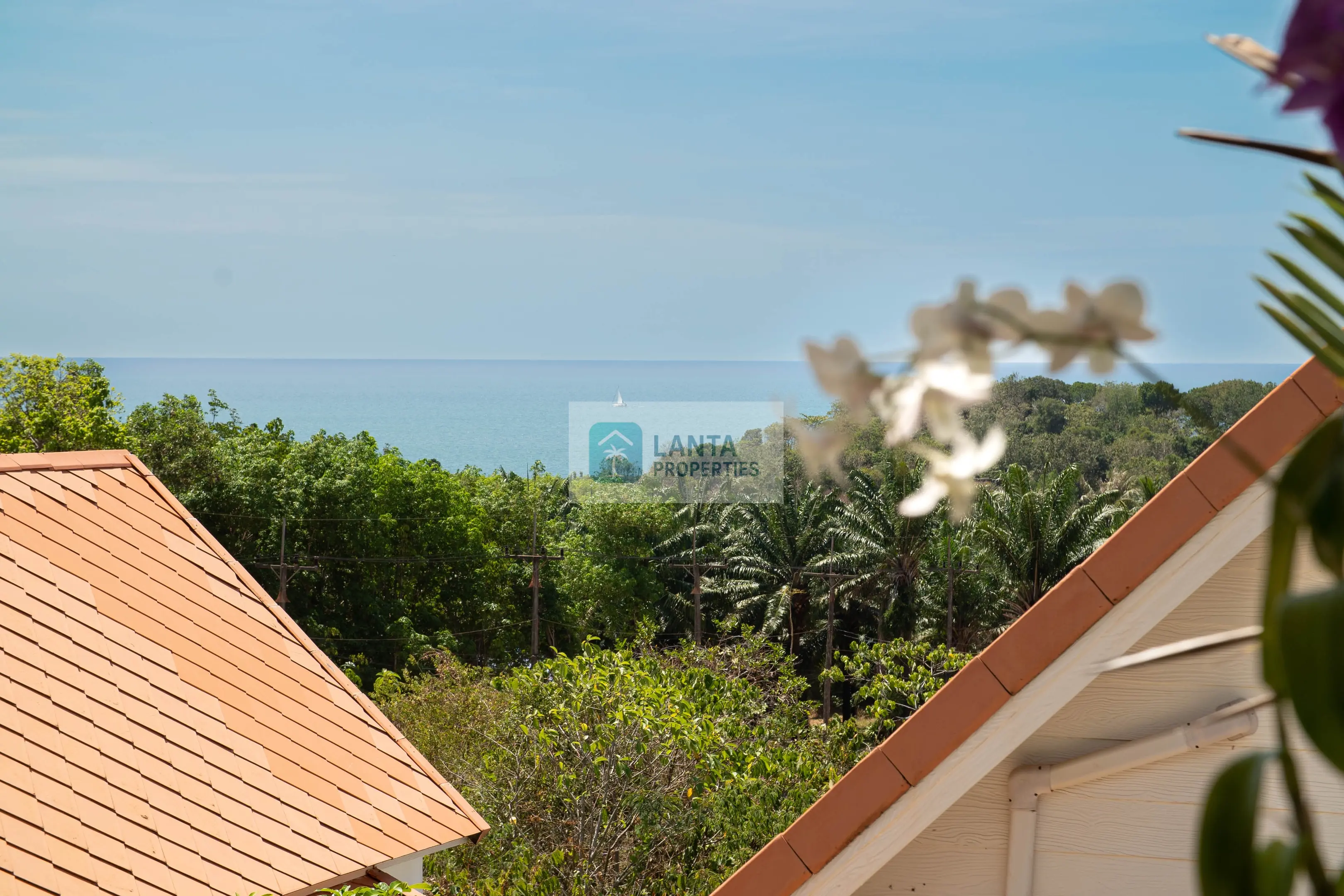 🏝️ Villa for Sale in Koh Lanta – 3-Bedroom Pool Villa with Sea View 🌅