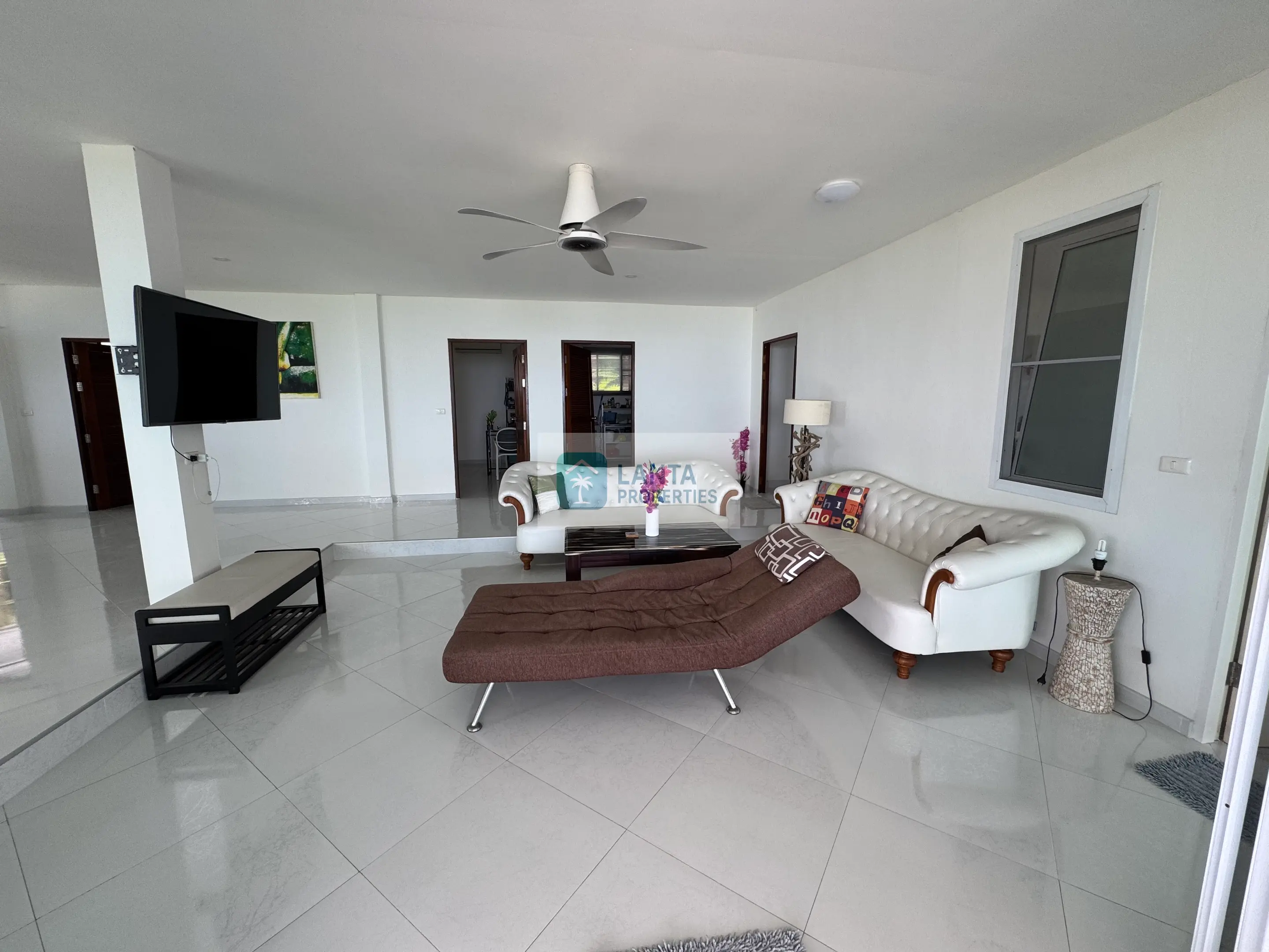 Il Villa - Franky’s Hill