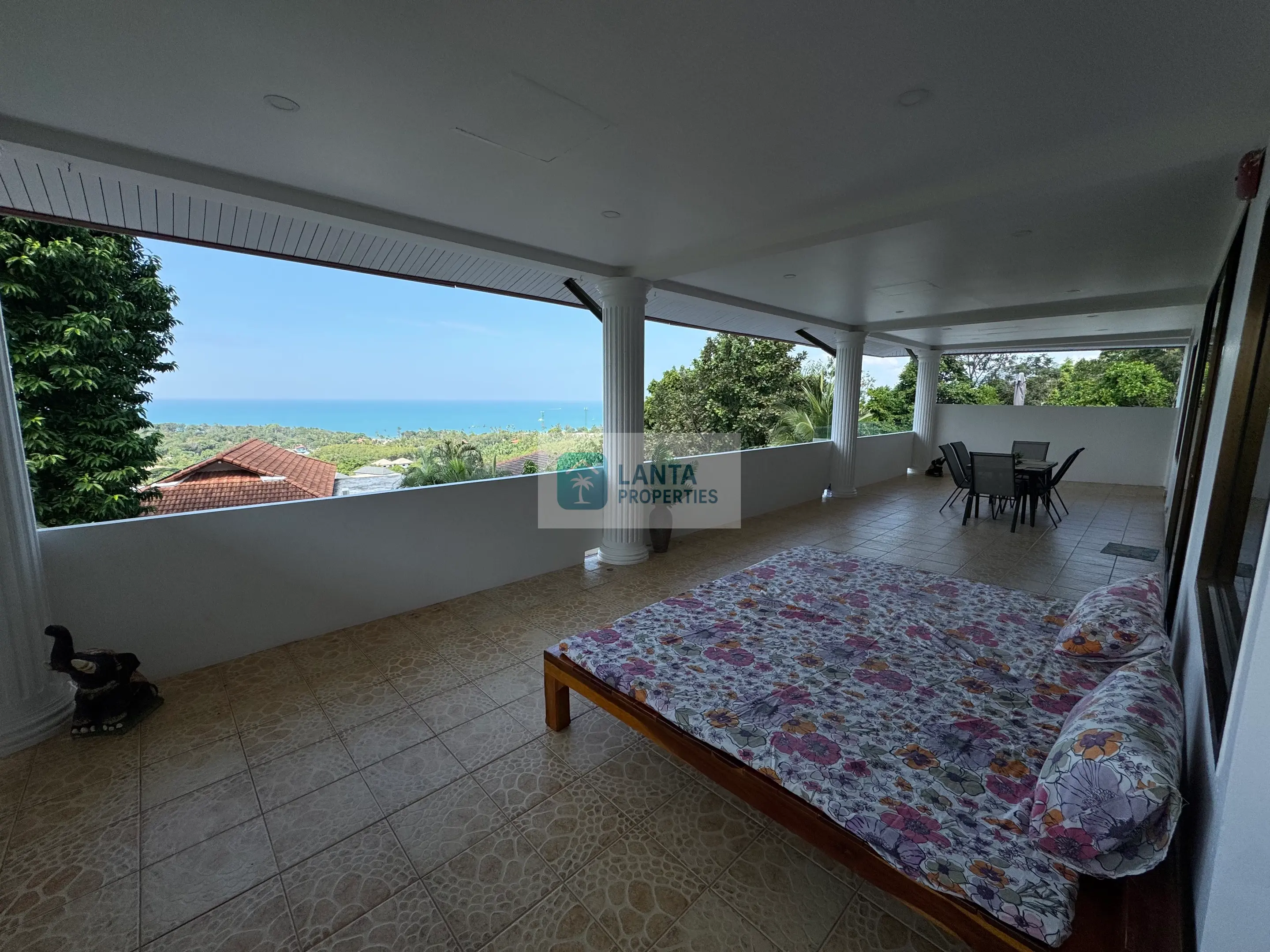 Il Villa - Franky’s Hill