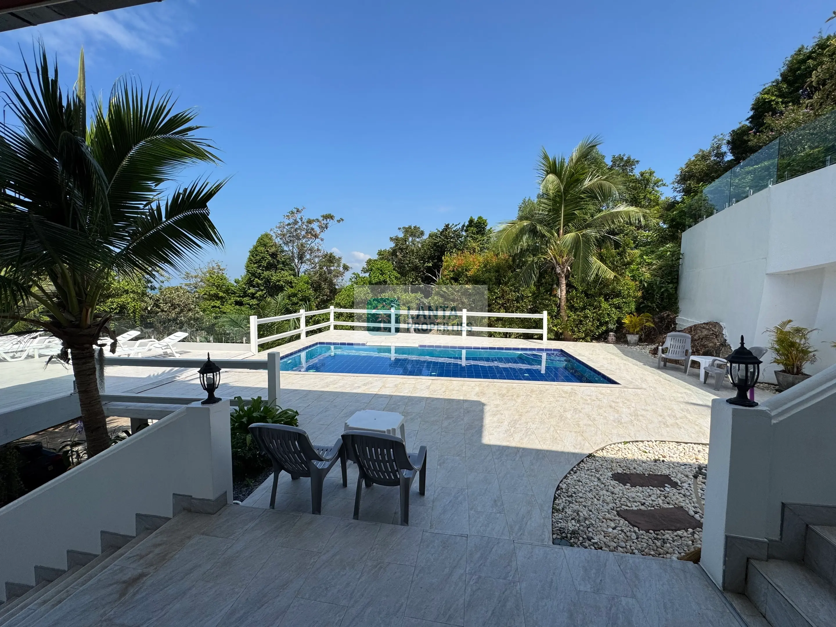 Il Villa - Franky’s Hill
