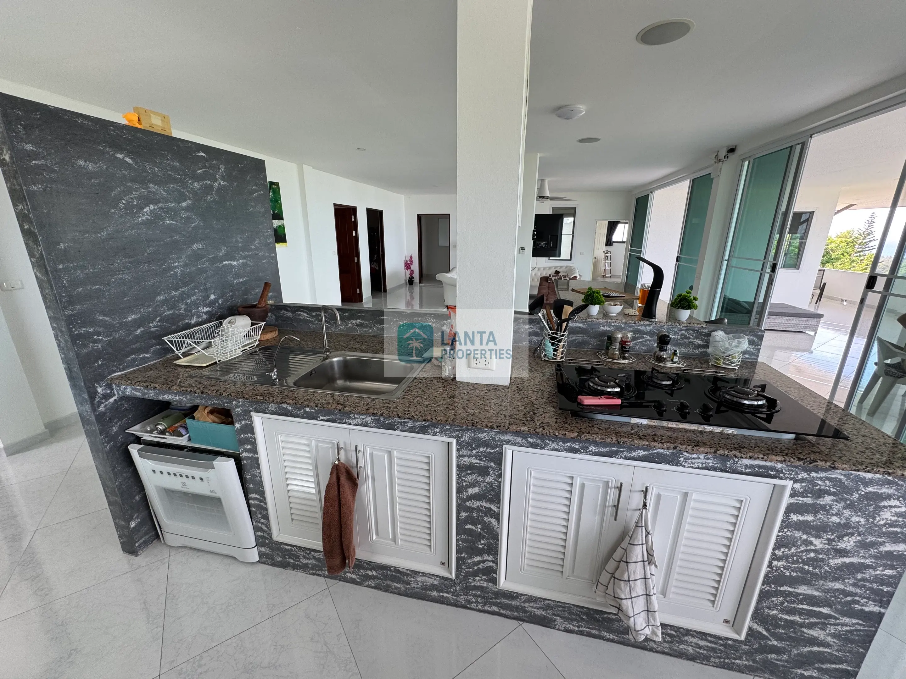 Il Villa - Franky’s Hill