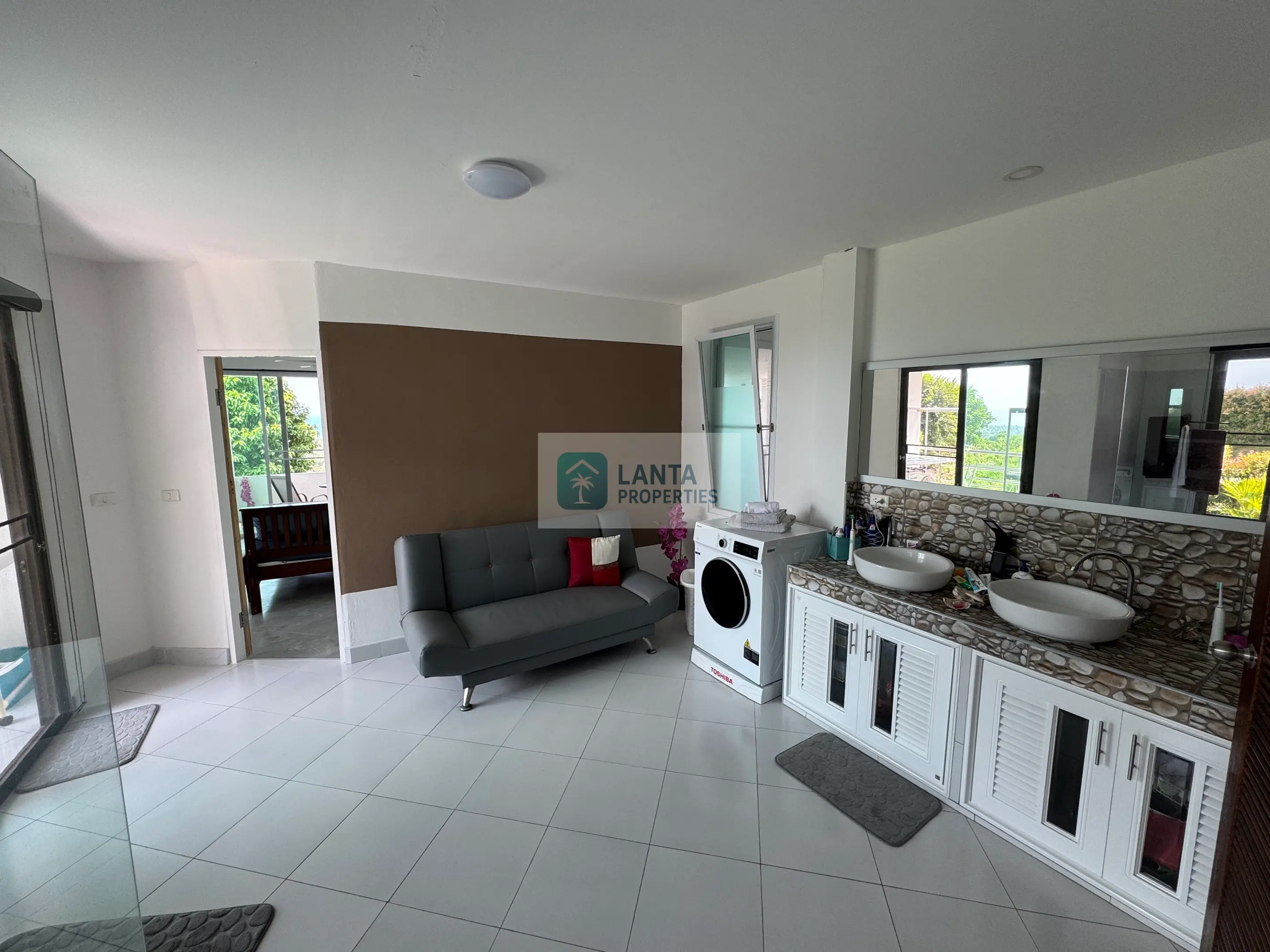 Il Villa - Franky’s Hill