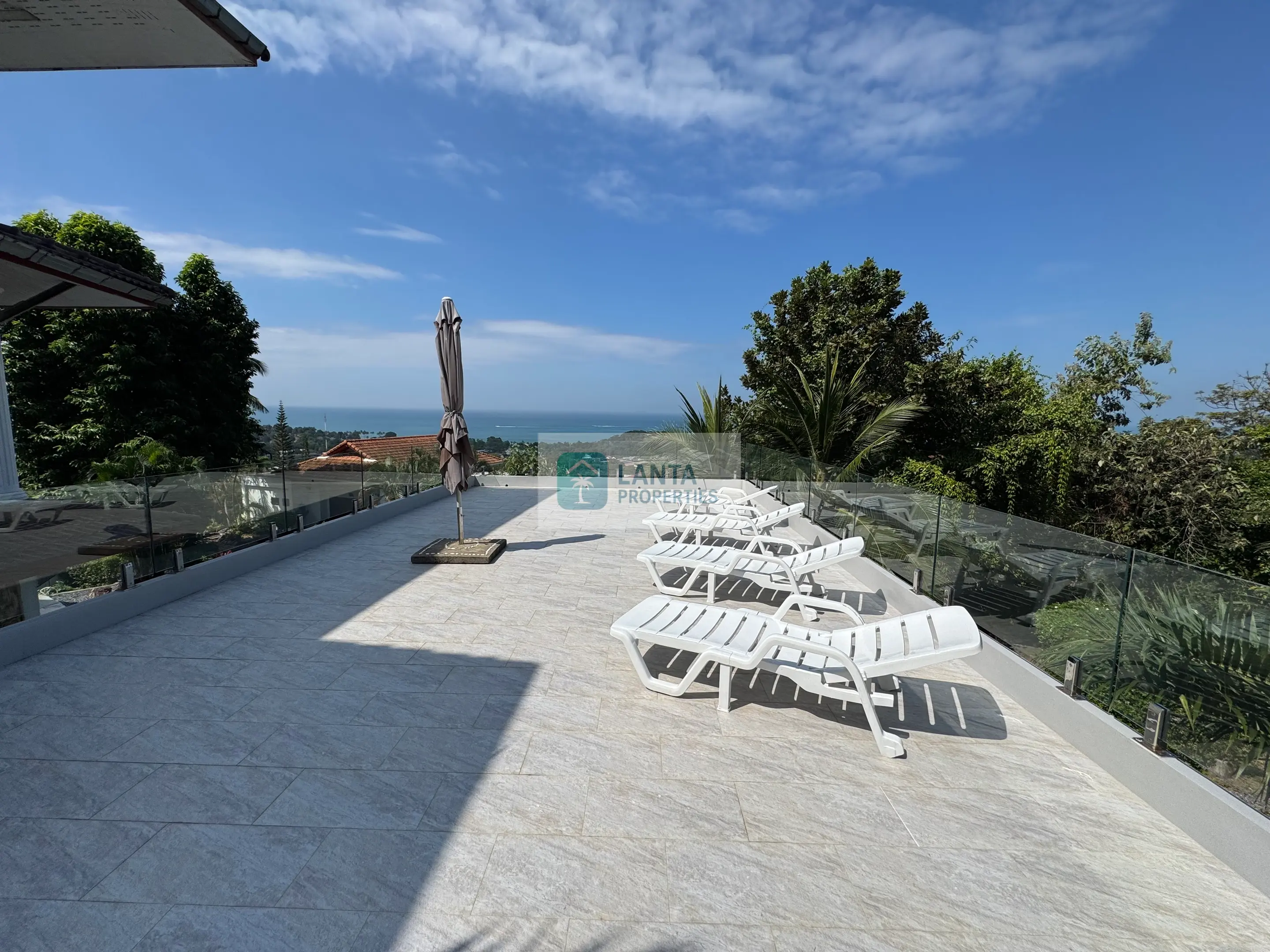 Il Villa - Franky’s Hill
