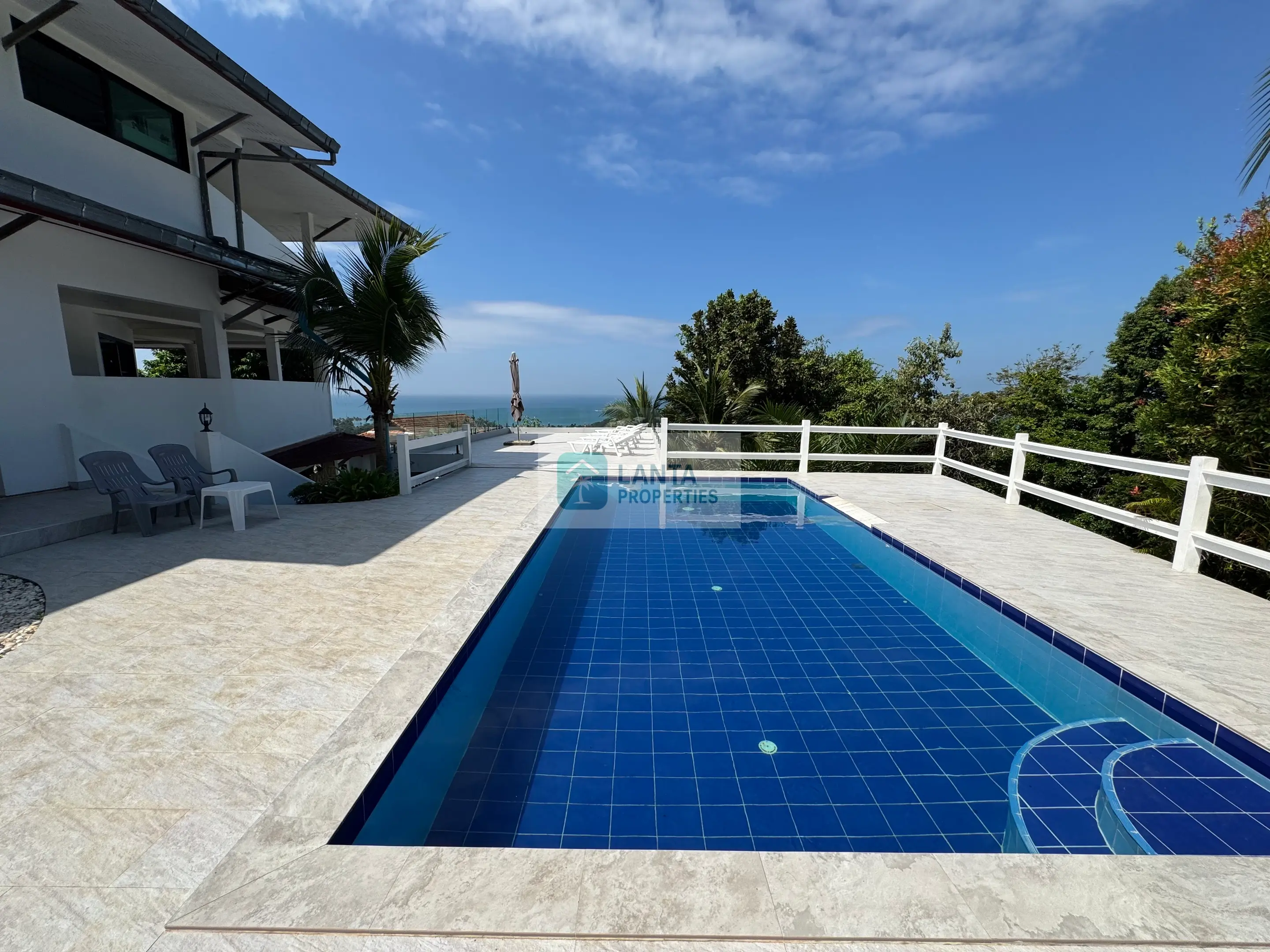 Il Villa - Franky’s Hill