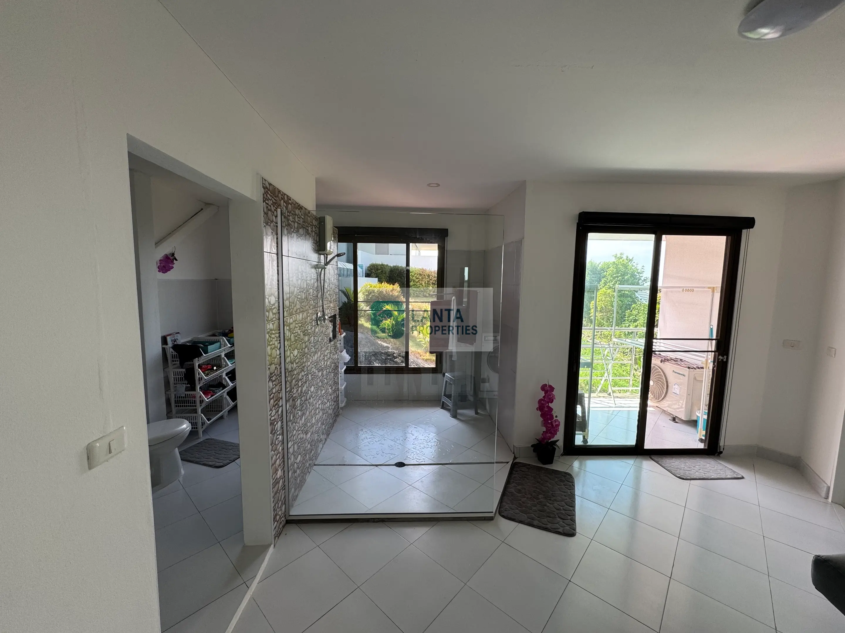 Il Villa - Franky’s Hill