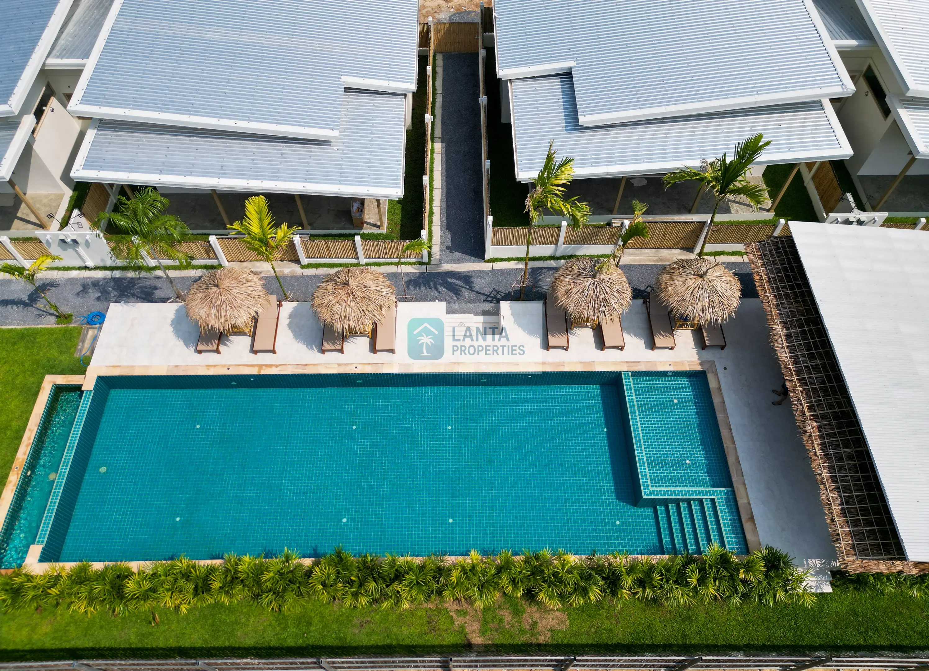 The Palm Villa 4