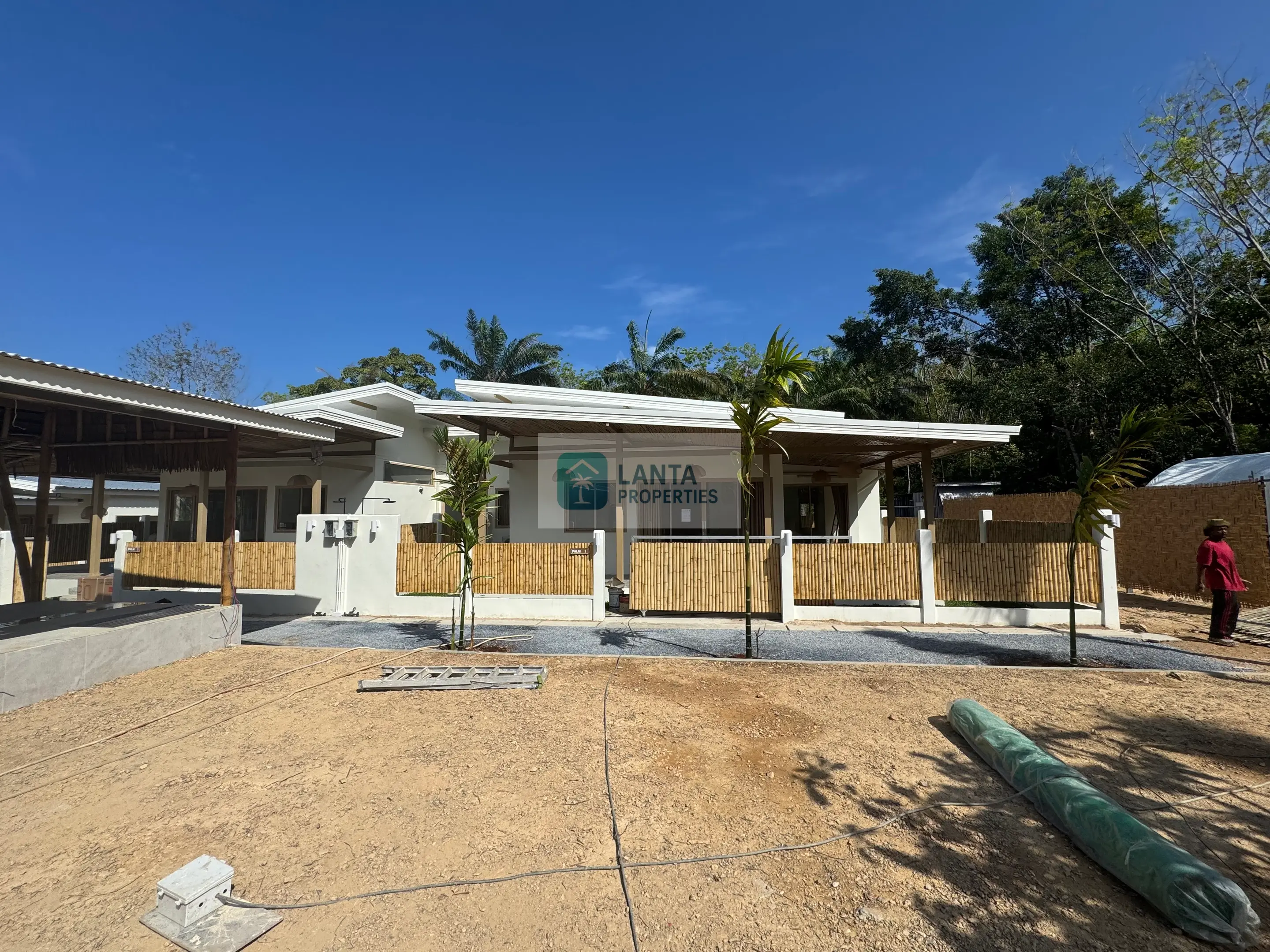 The Palm Villa 4