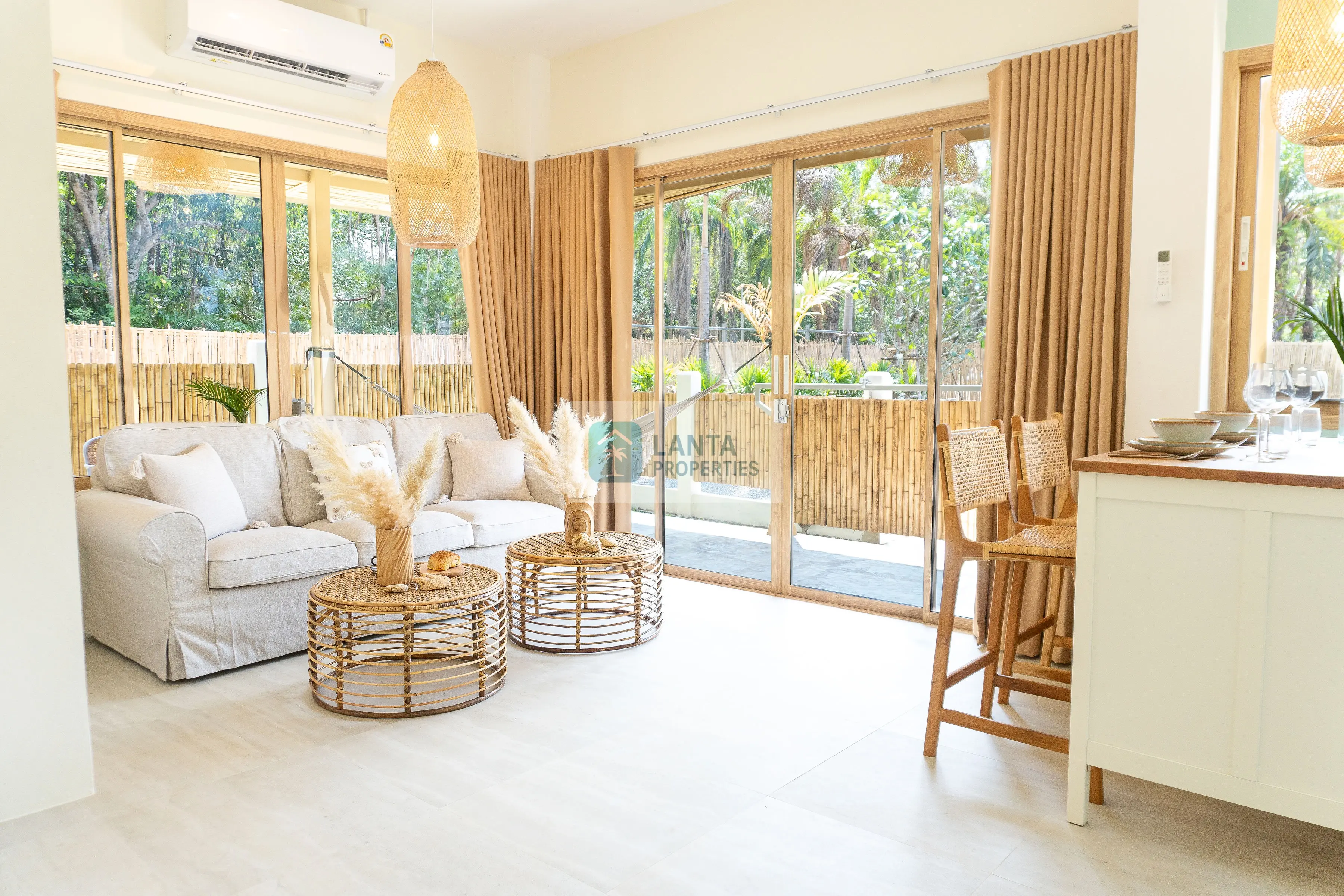 The Palm Villa 4