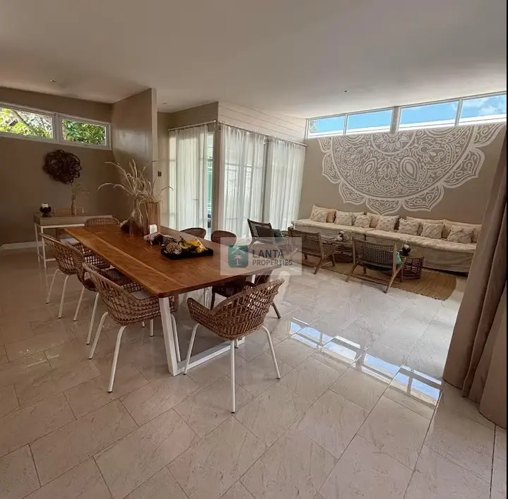 Noom Villa Boobay
