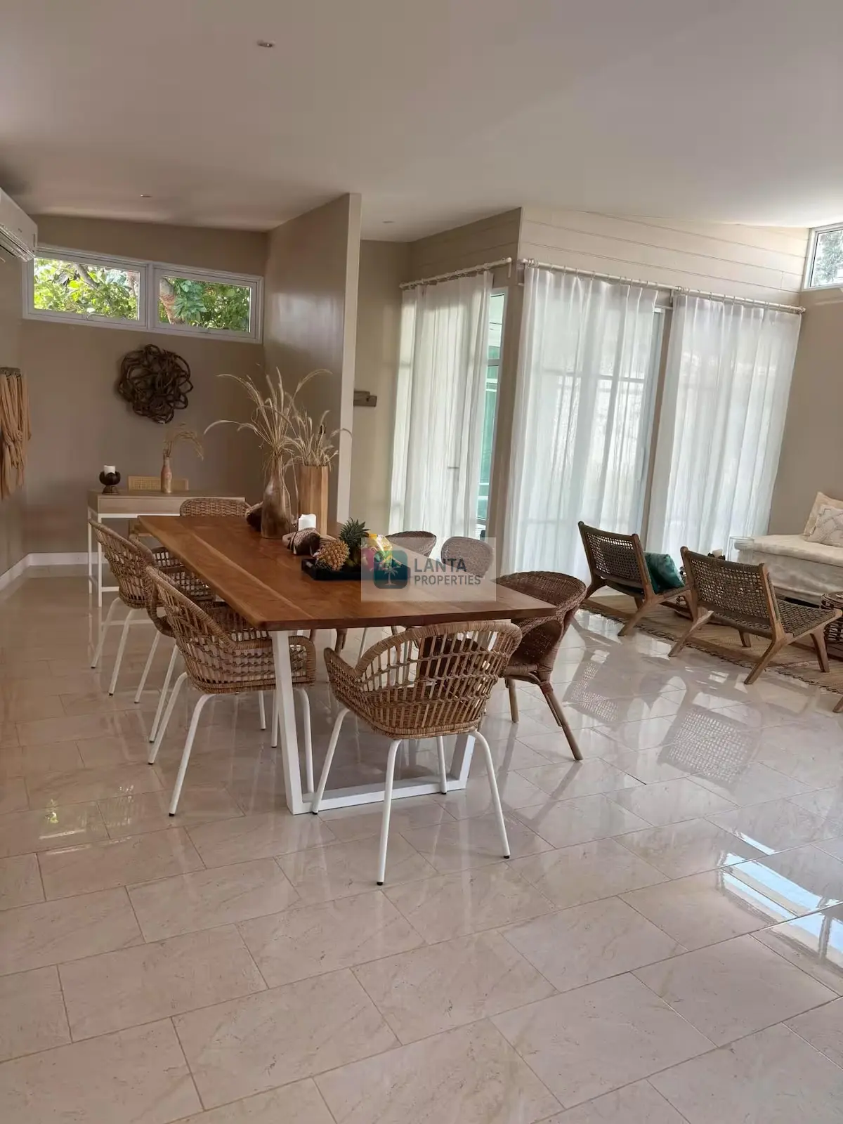 Noom Villa Boobay