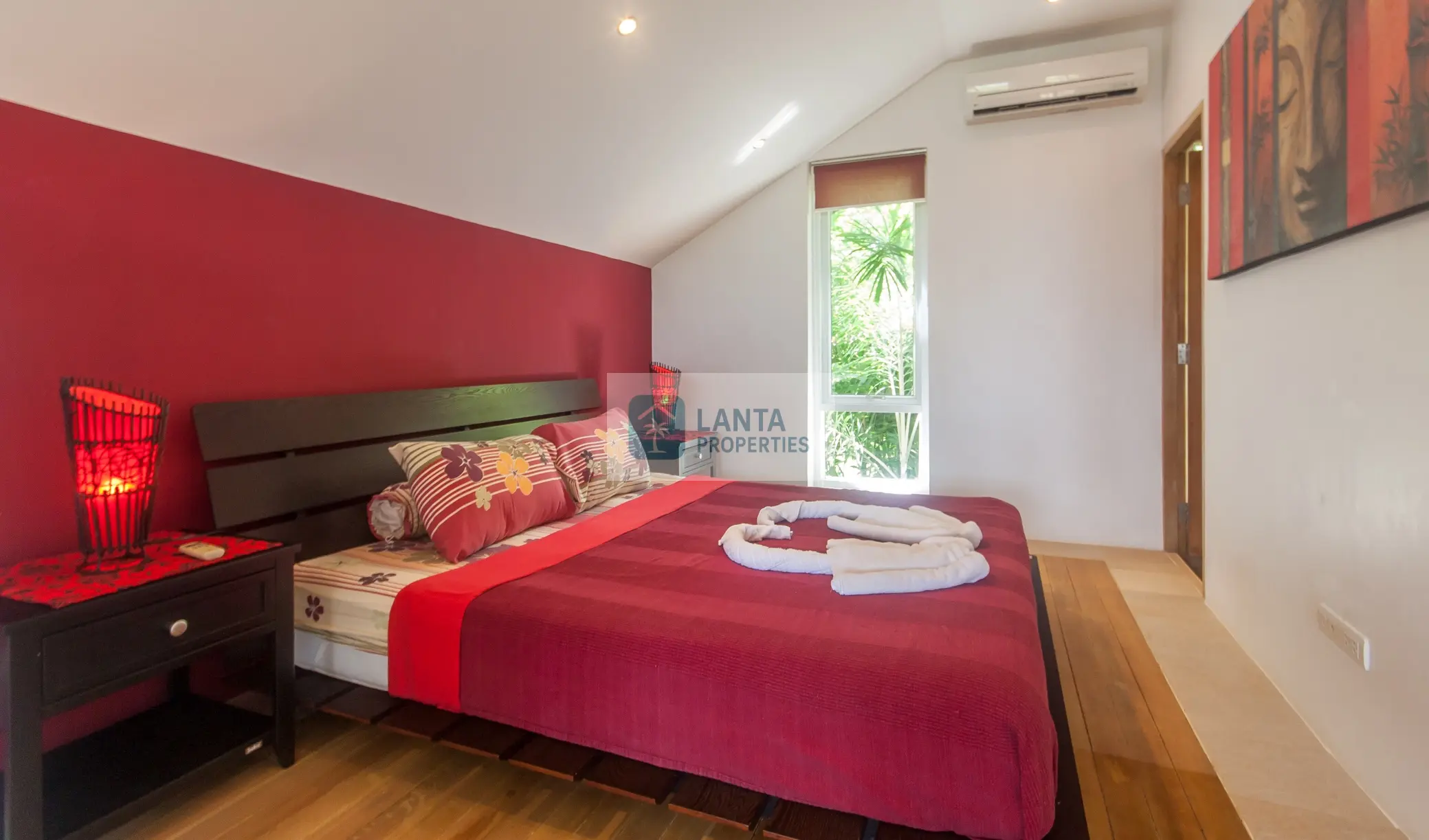 Elegant 3-Bedroom Pool Villa in Malee Beach, Long Beach.