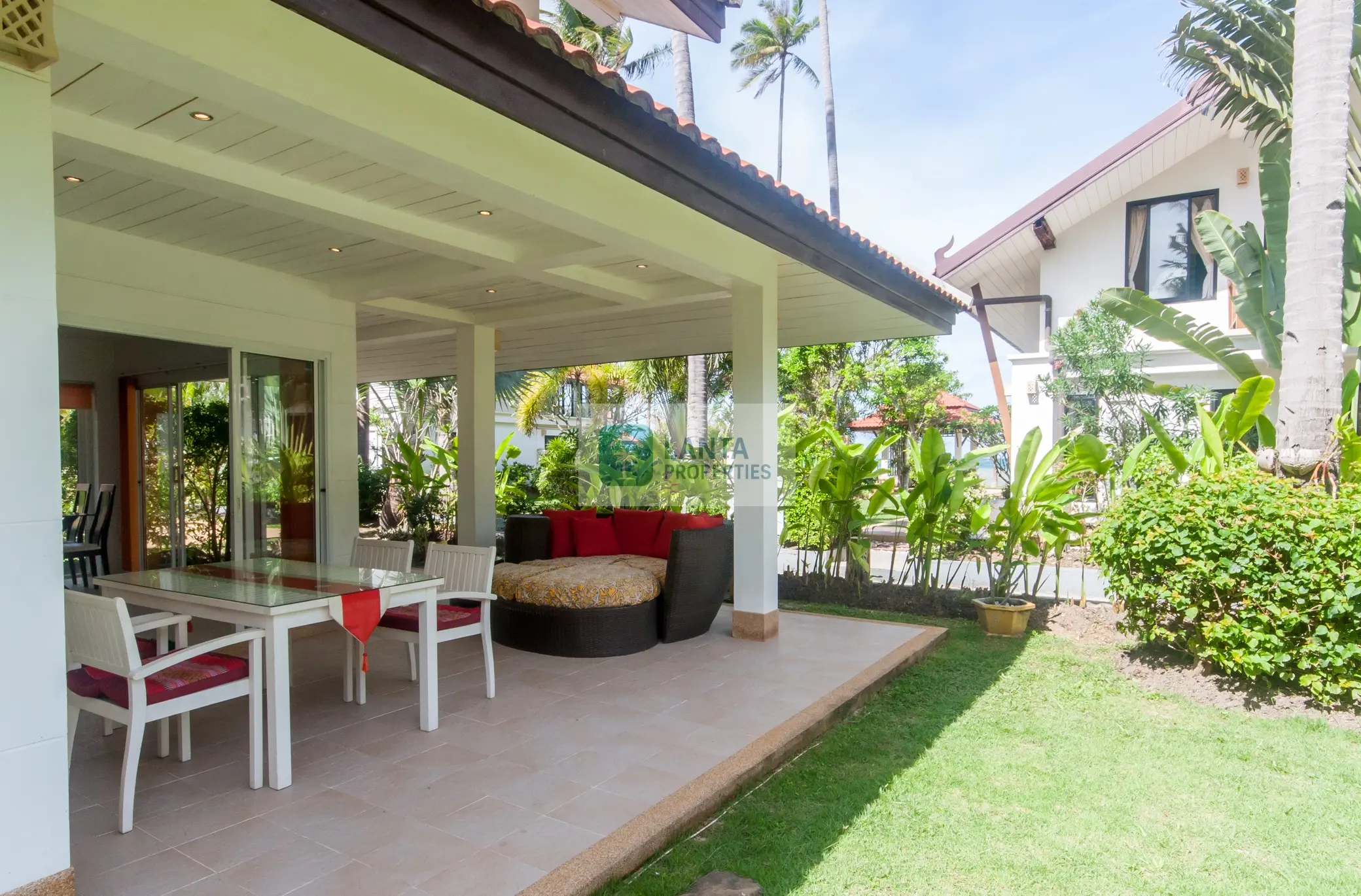 Elegant 3-Bedroom Pool Villa in Malee Beach, Long Beach.