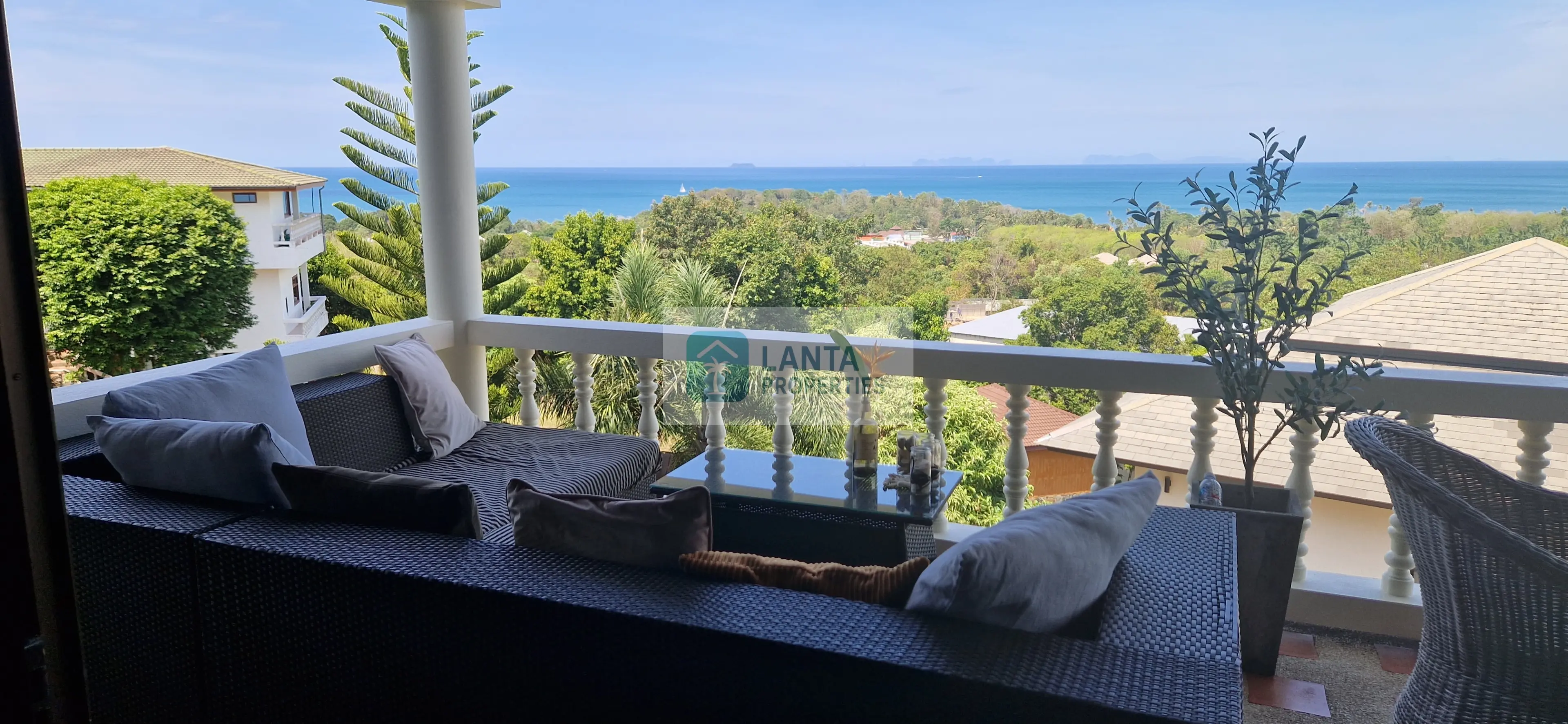 EXCLUSIVE SEA VIEW VILLA – VILLA SANUK, KOH LANTA