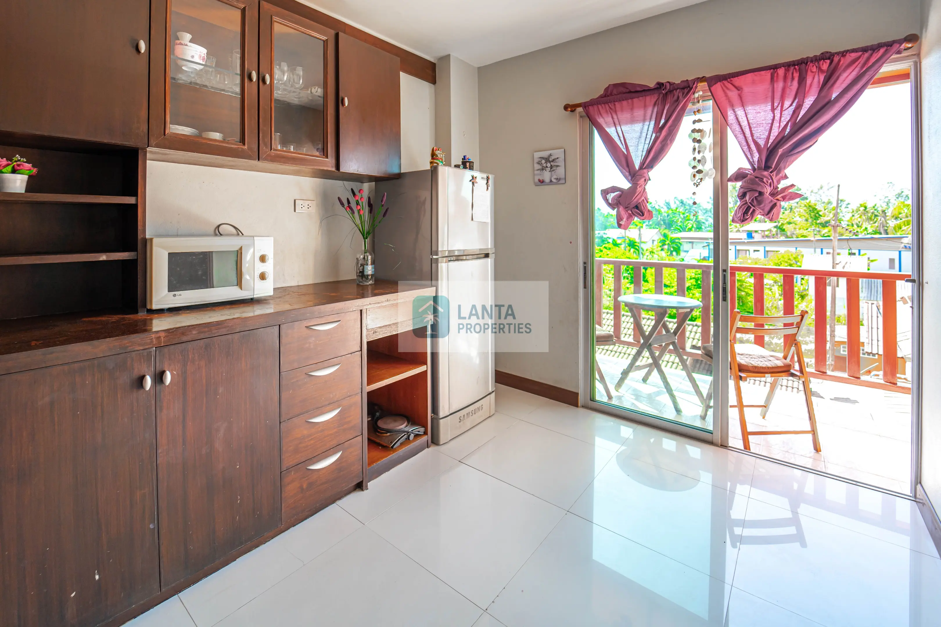 Charming Apartment in the Heart of Saladan 