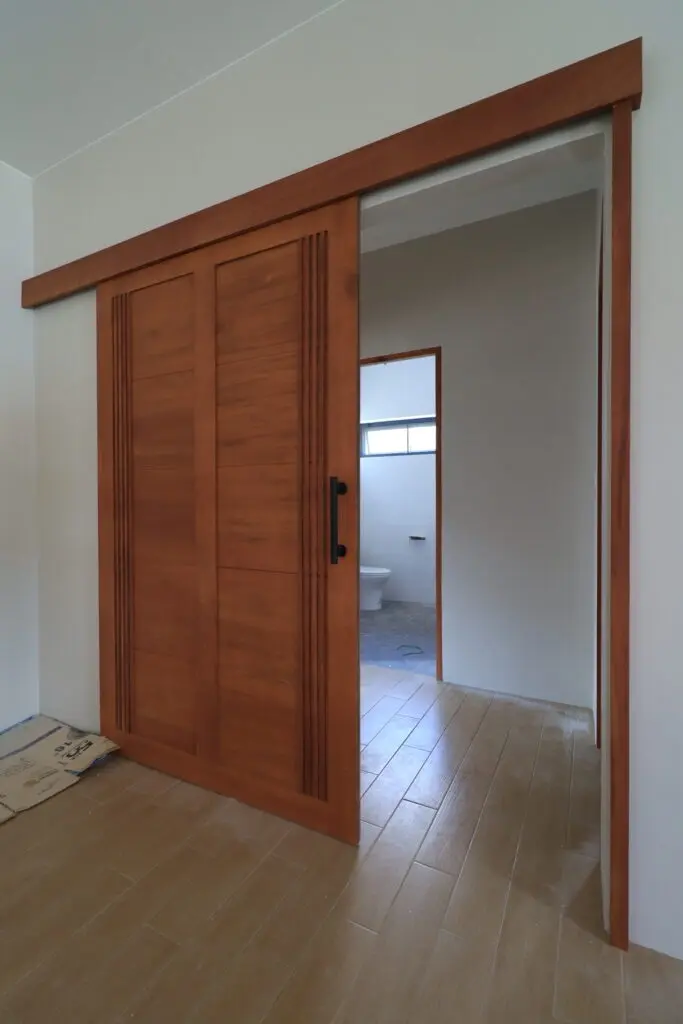 Moo Baan Modern Ranch Home
