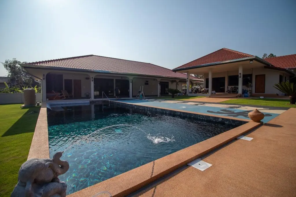 Chill “Resort-Style” Home