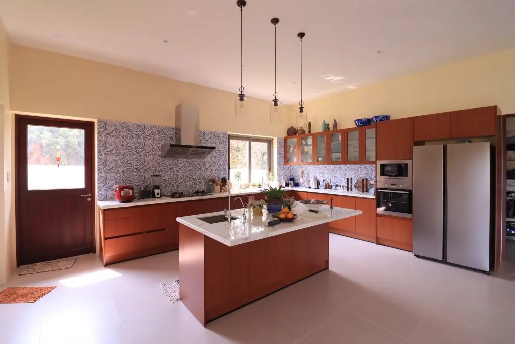 Lanna Lake House
