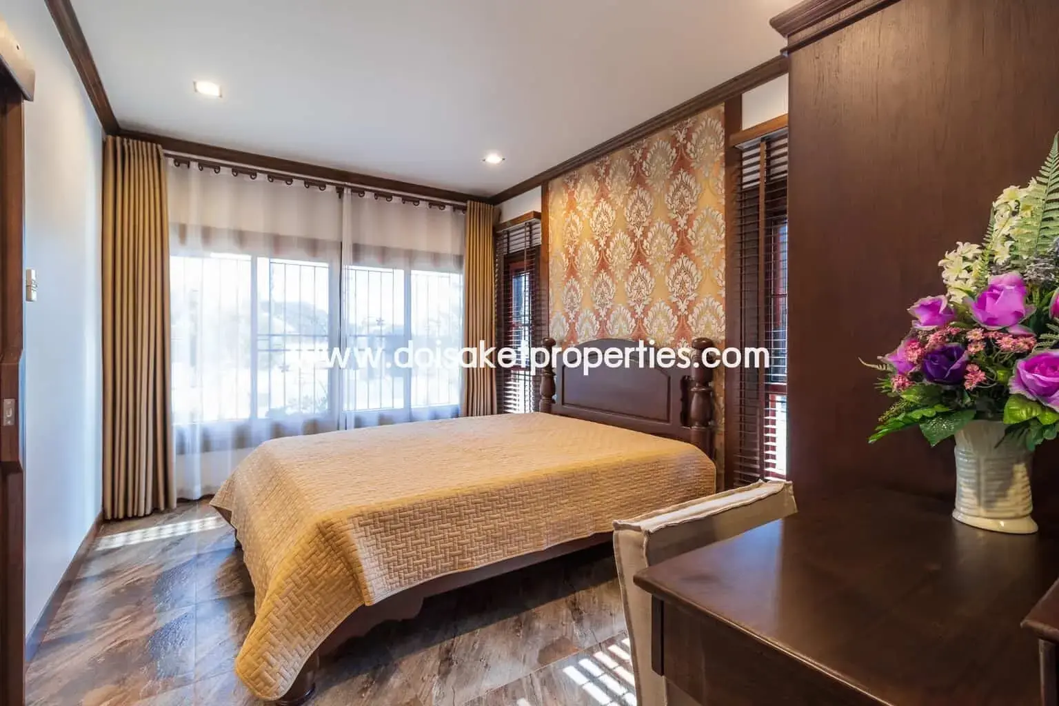 (HS210-04) Gorgeous 2 Storey Home with Swimming Pool for Sale in a Moo Baan in San Na Meng, San Sai